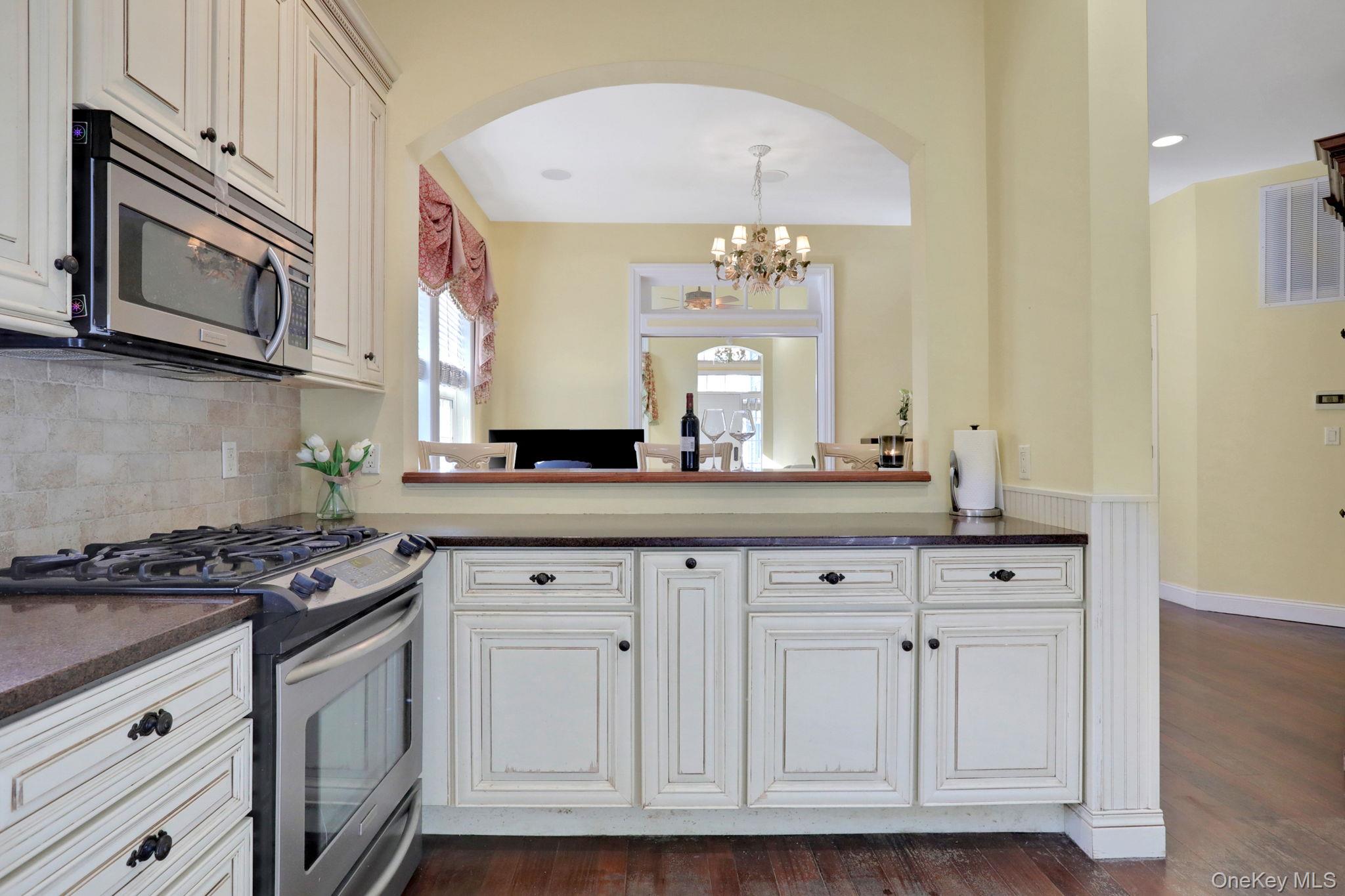 #12 photo, 26 Reunion Road, Rye Brook , NY 10573