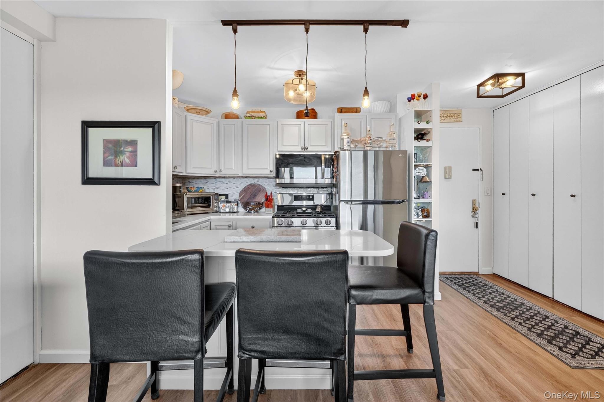 #14 photo, 155 Ferris Avenue, White Plains , NY 10603