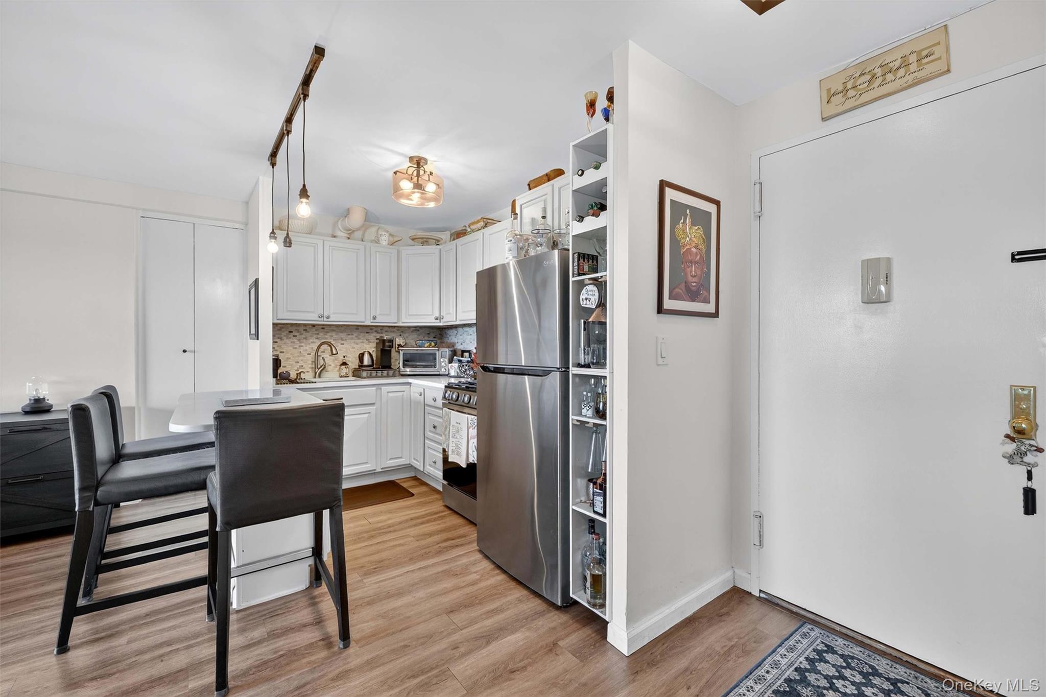 #7 photo, 155 Ferris Avenue, White Plains , NY 10603