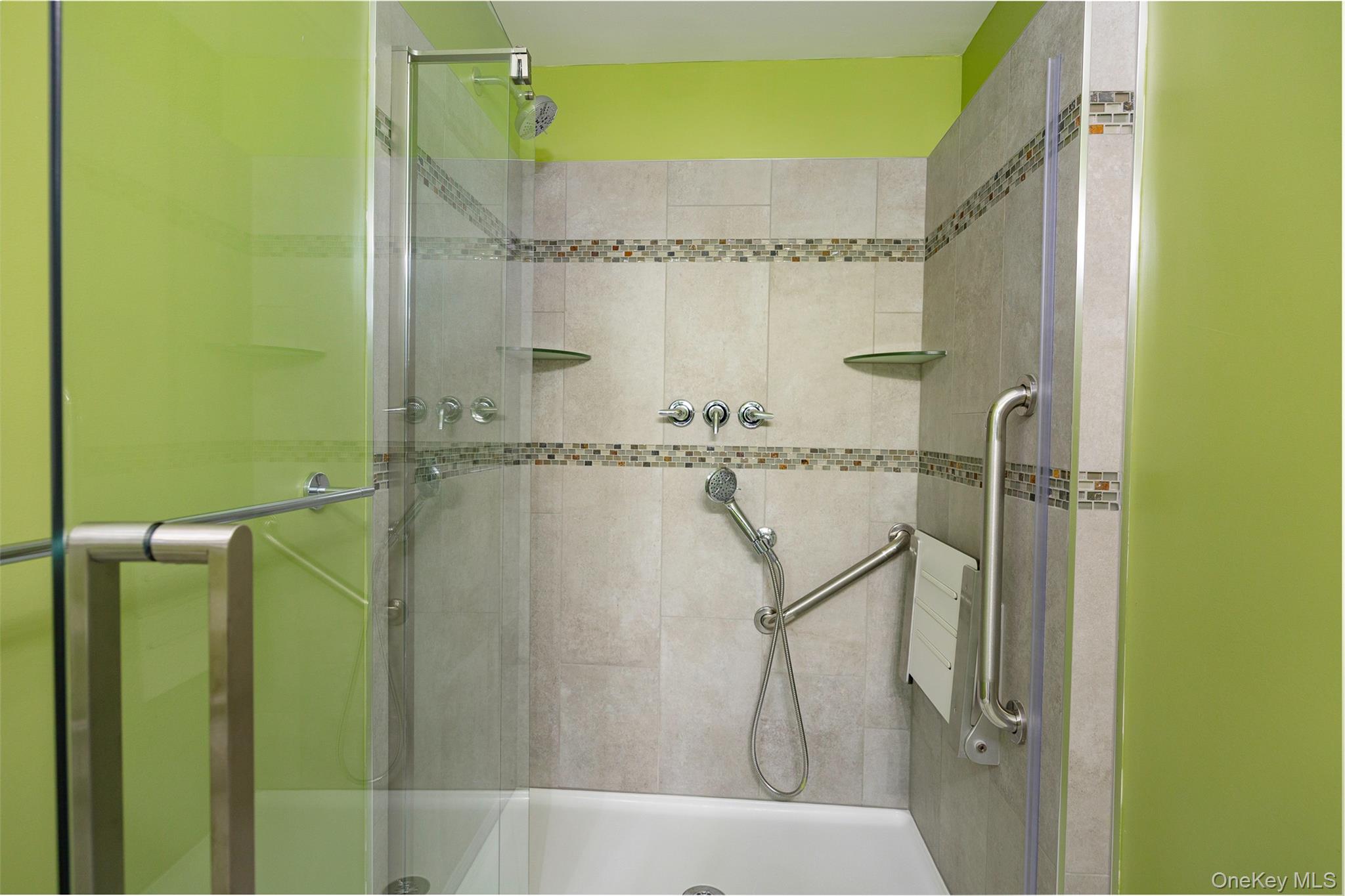 #10 photo, 15 Geneva Drive, Hopewell Junction , NY 12533