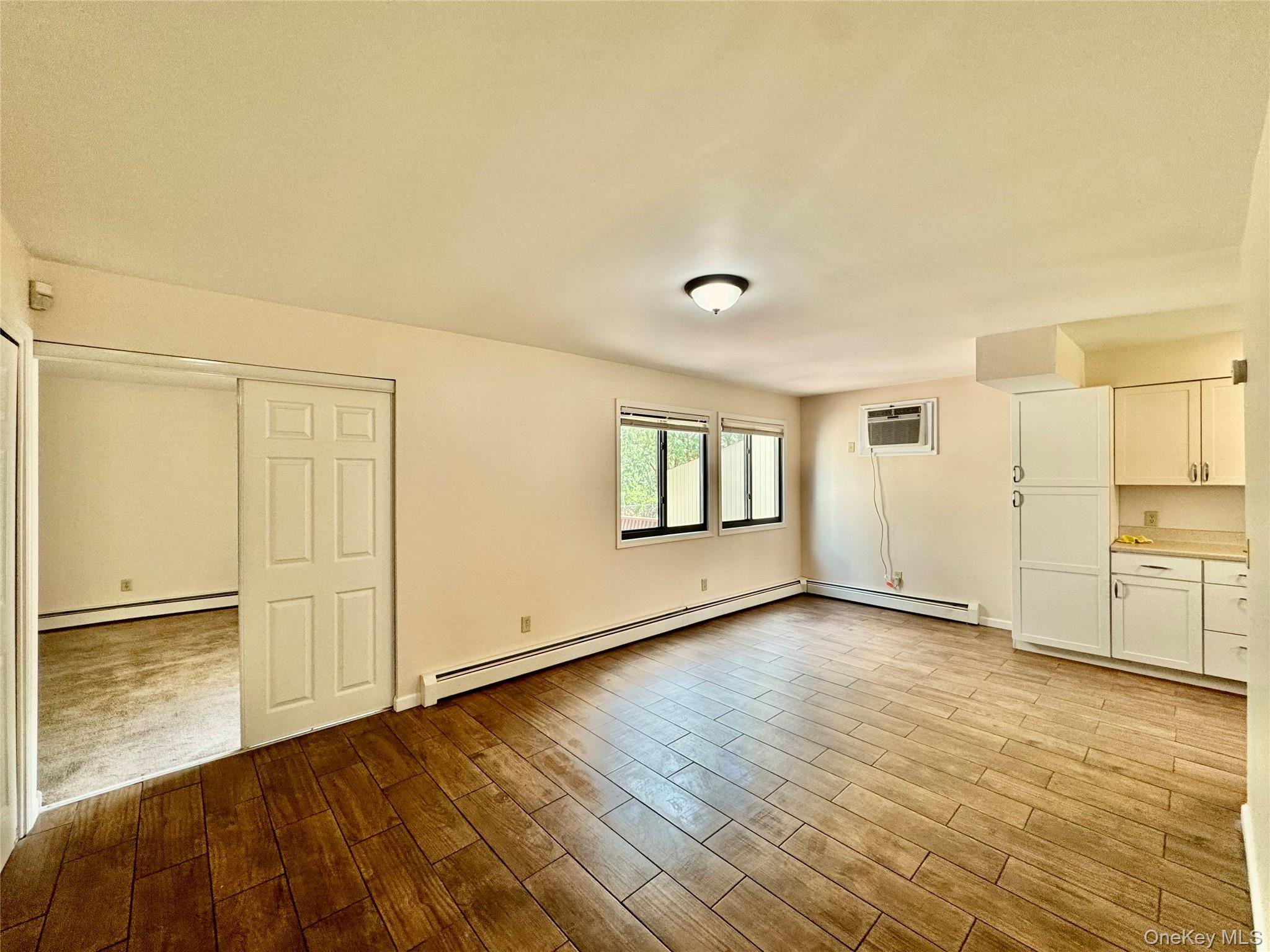 #5 photo, 8 Ebury, Middletown , NY 10940