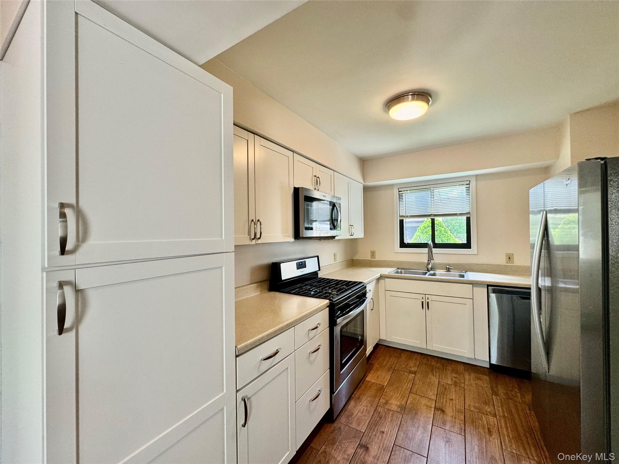 #6 photo, 8 Ebury, Middletown , NY 10940