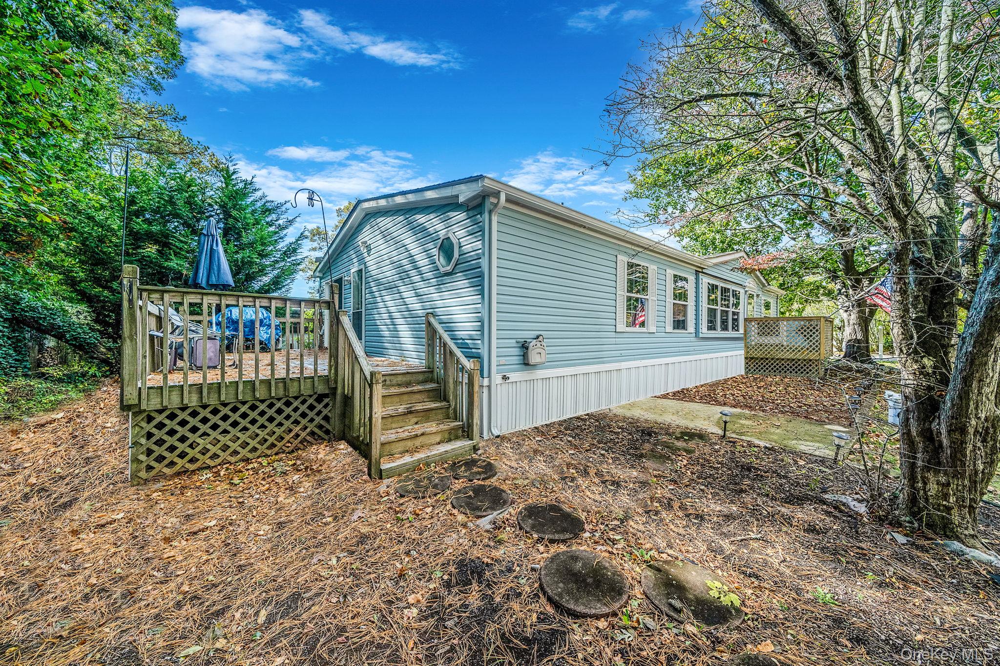 #8 photo, 3 Betsy Ross Drive, サフォーク郡 Bohemia , NY 11716