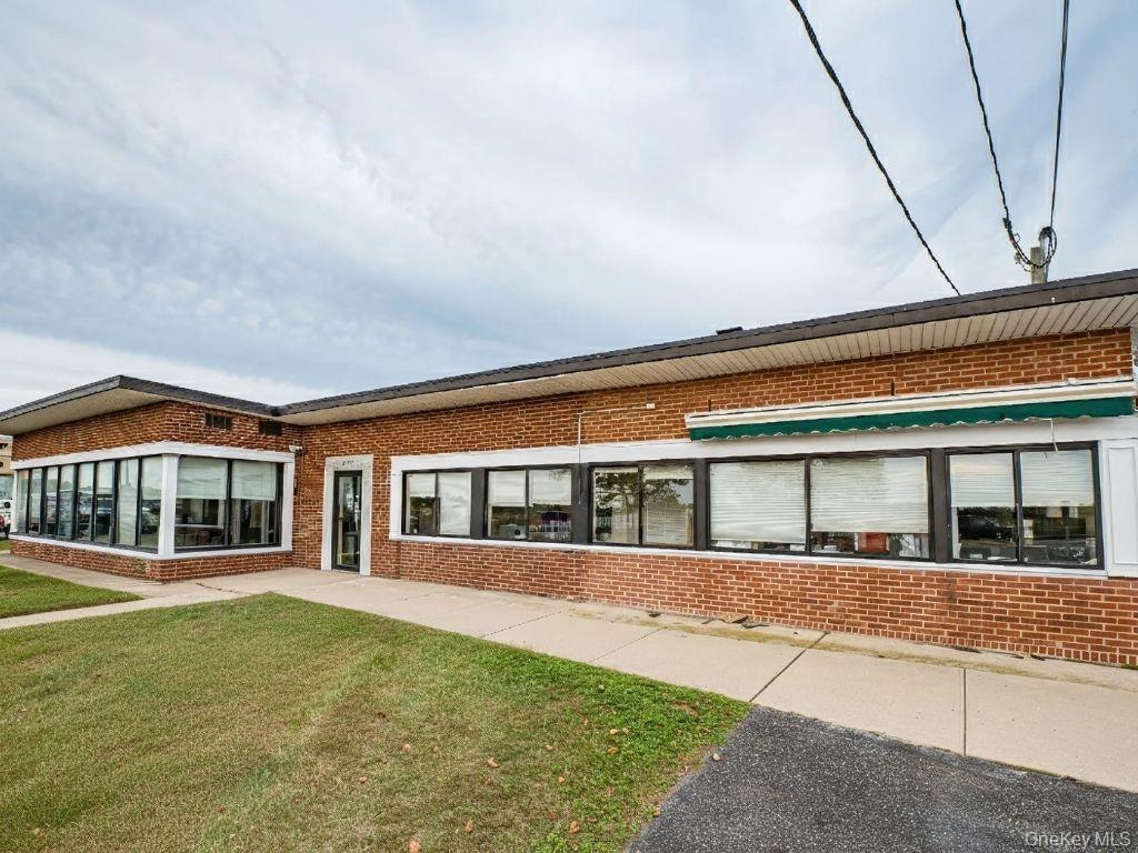 #1 photo, 1250 Wellwood Avenue, サフォーク郡 West Babylon , NY 11704