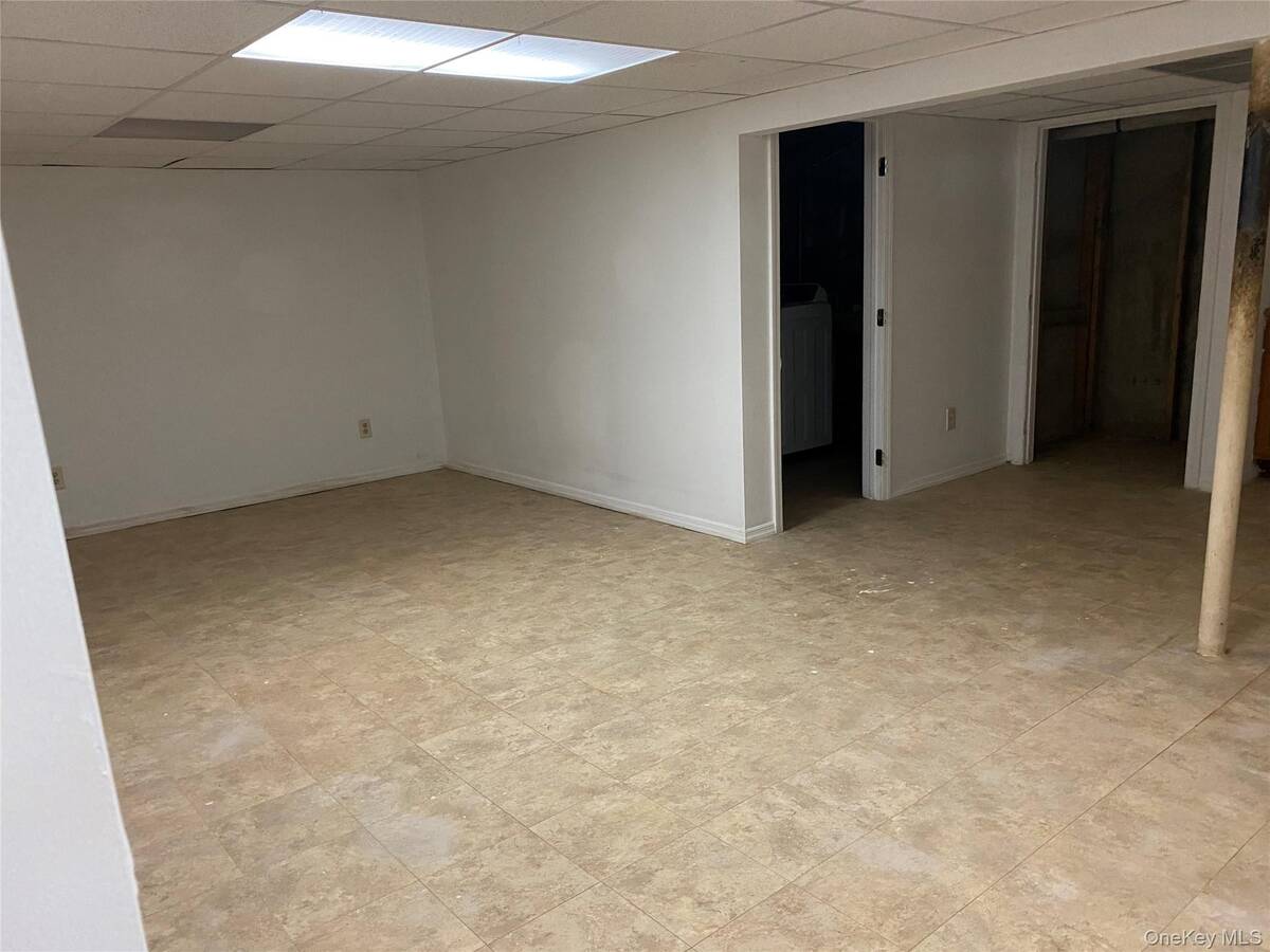 #18 photo, 7 Filmore Avenue, サフォーク郡 Coram , NY 11727