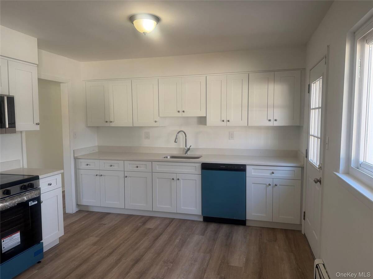 #6 photo, 7 Filmore Avenue, サフォーク郡 Coram , NY 11727