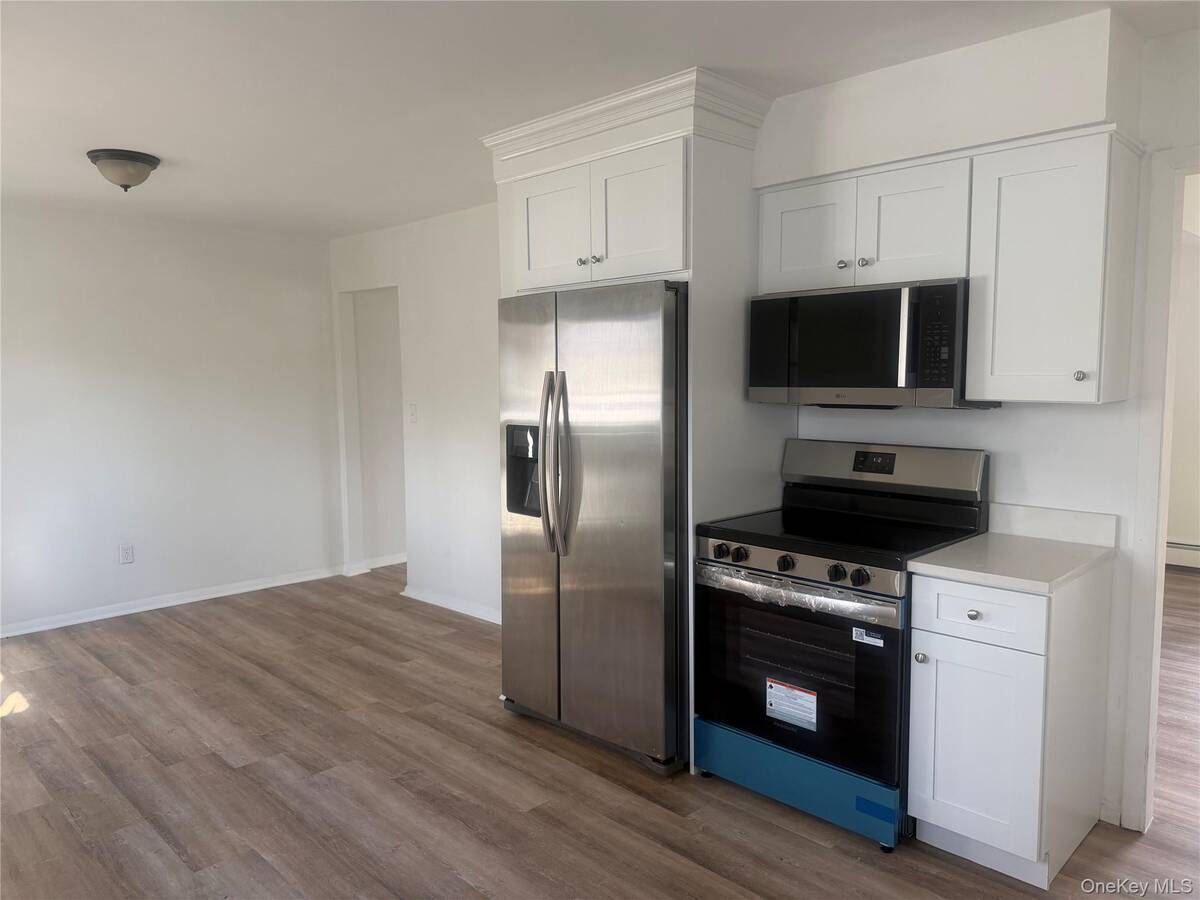 #7 photo, 7 Filmore Avenue, サフォーク郡 Coram , NY 11727