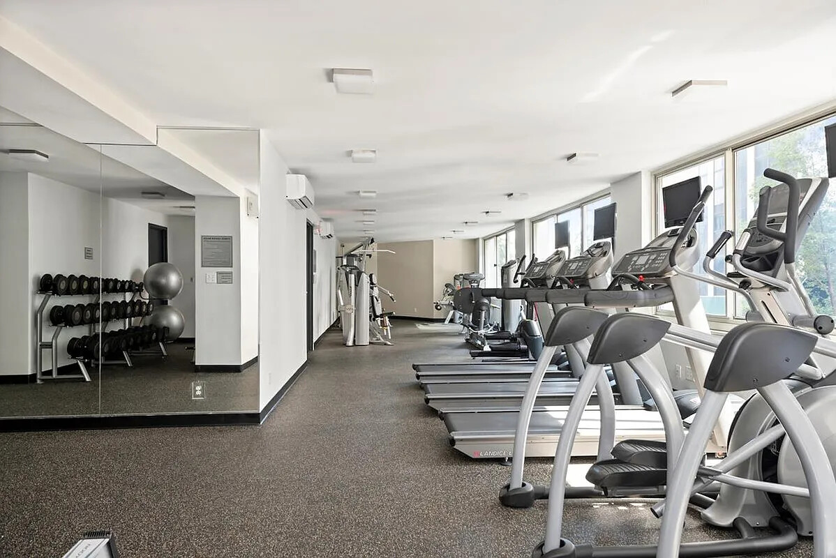 #9 photo, 333 E 45TH Street, Turtle Bay , NY 10017