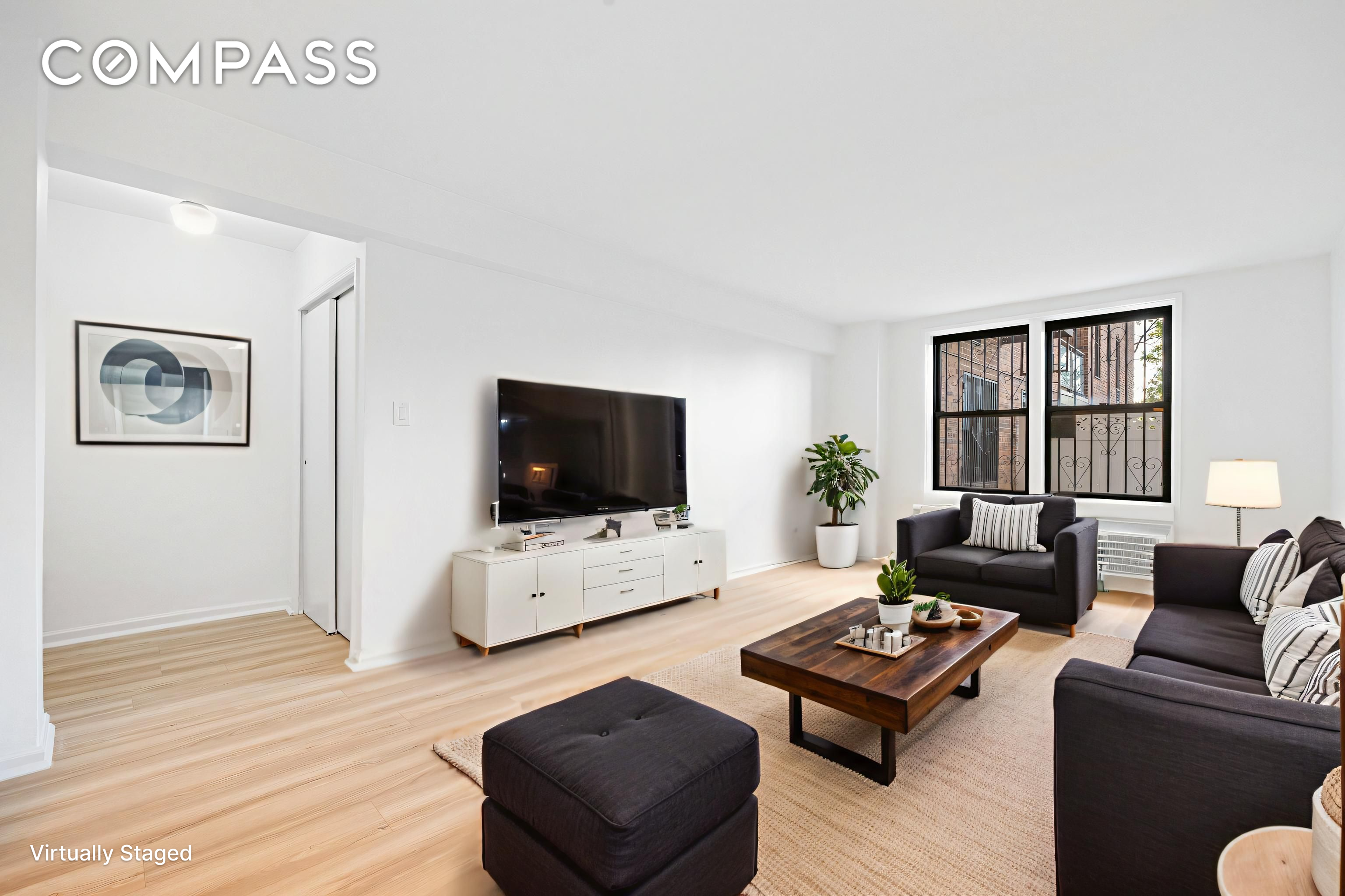 #1 photo, 35-20 Leverich Street, クイーンズ区 Jackson Heights , NY 11372