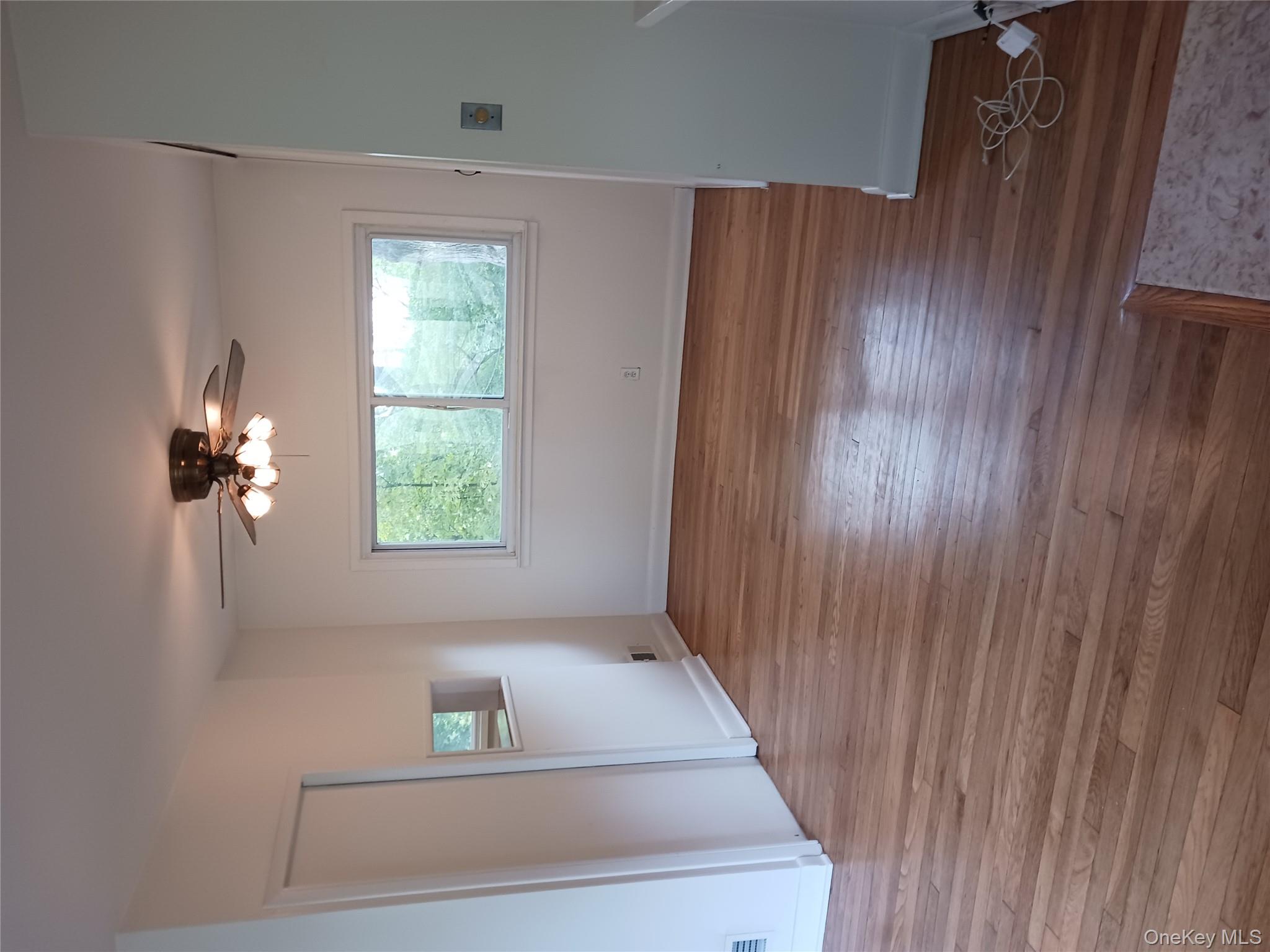 #8 photo, 16 Major Appleby Road, Ardsley , NY 10502