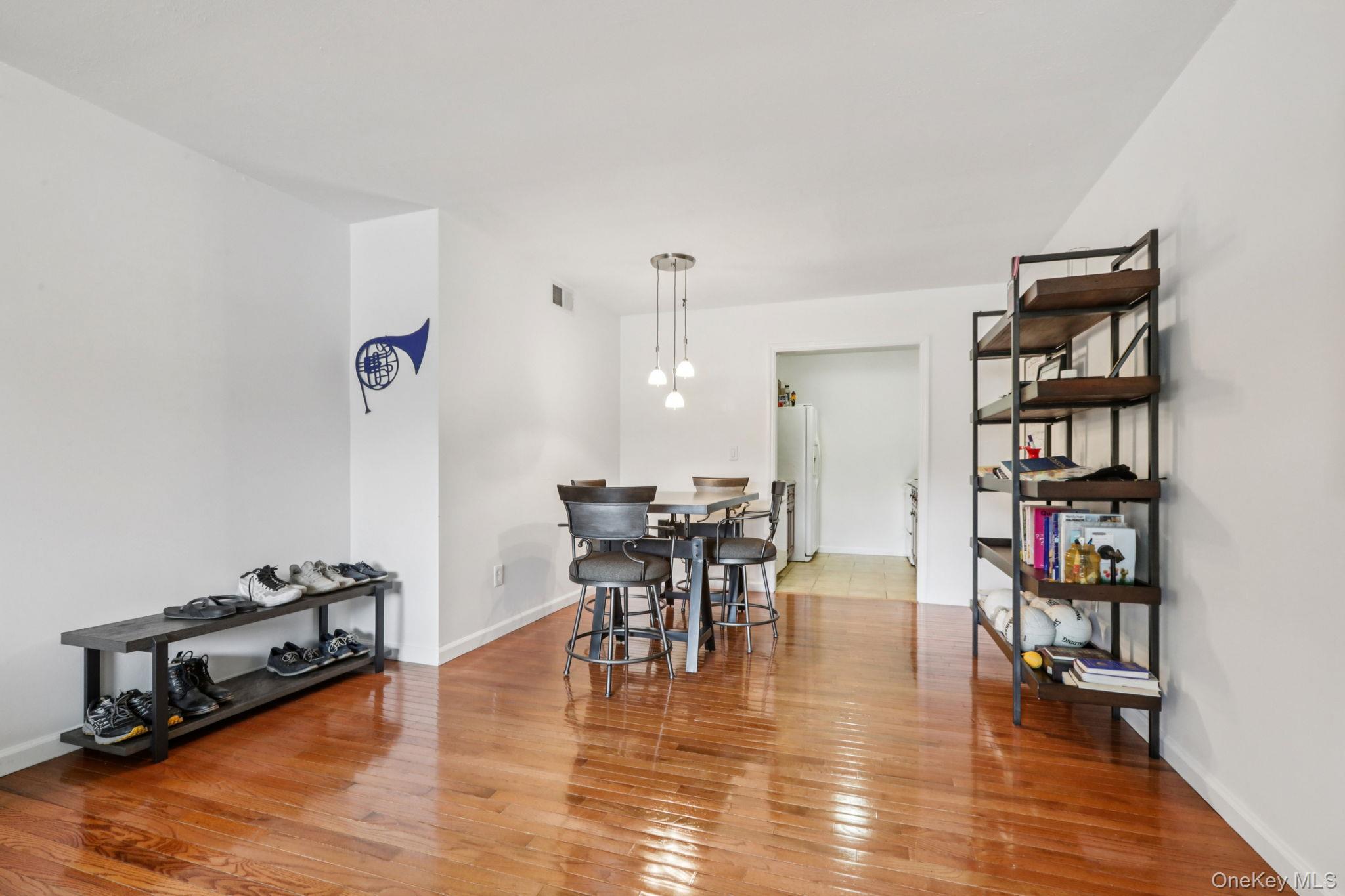 #10 photo, 2006 Baldwin Lane, Newburgh , NY 12550