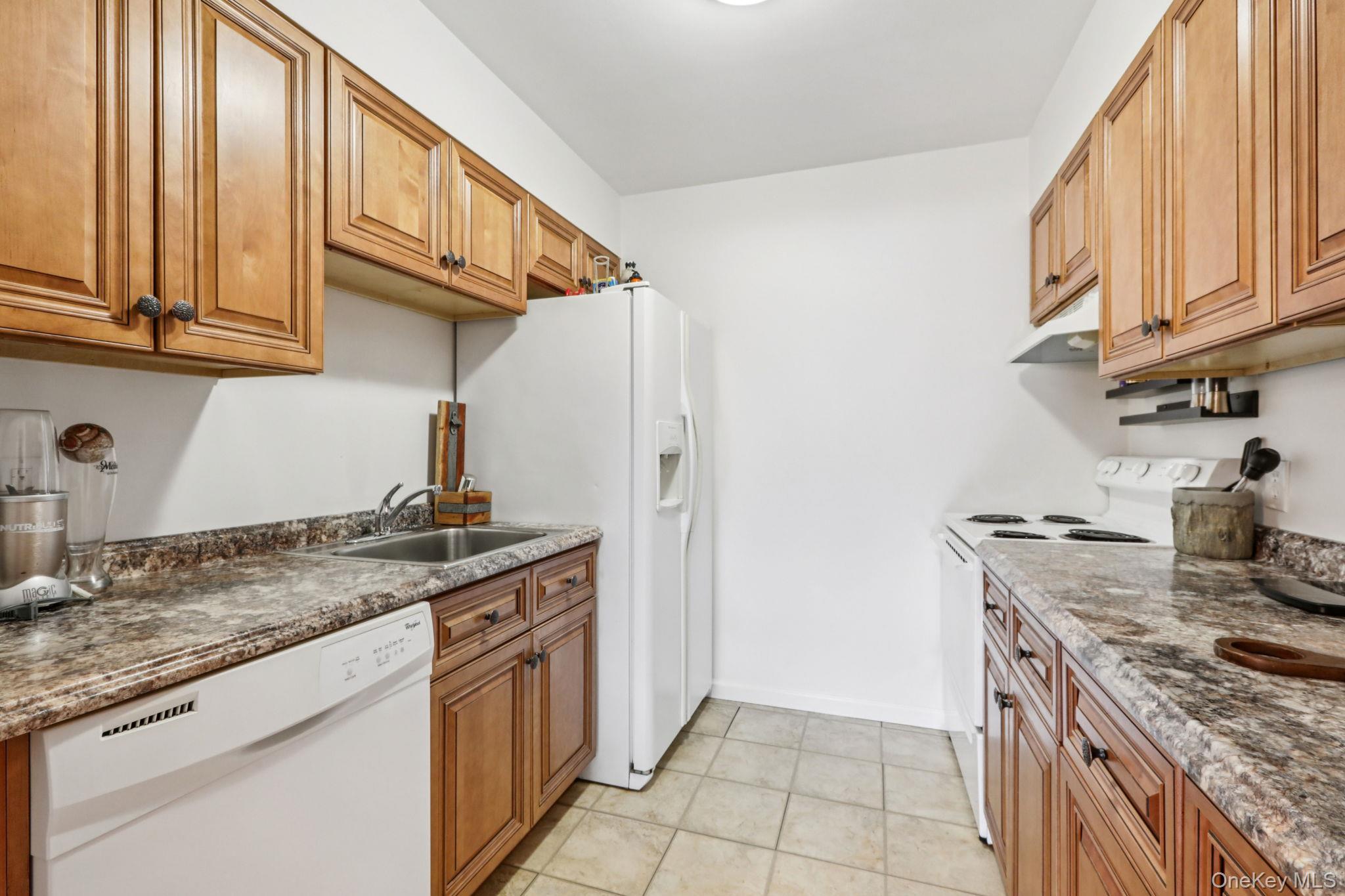 #17 photo, 2006 Baldwin Lane, Newburgh , NY 12550