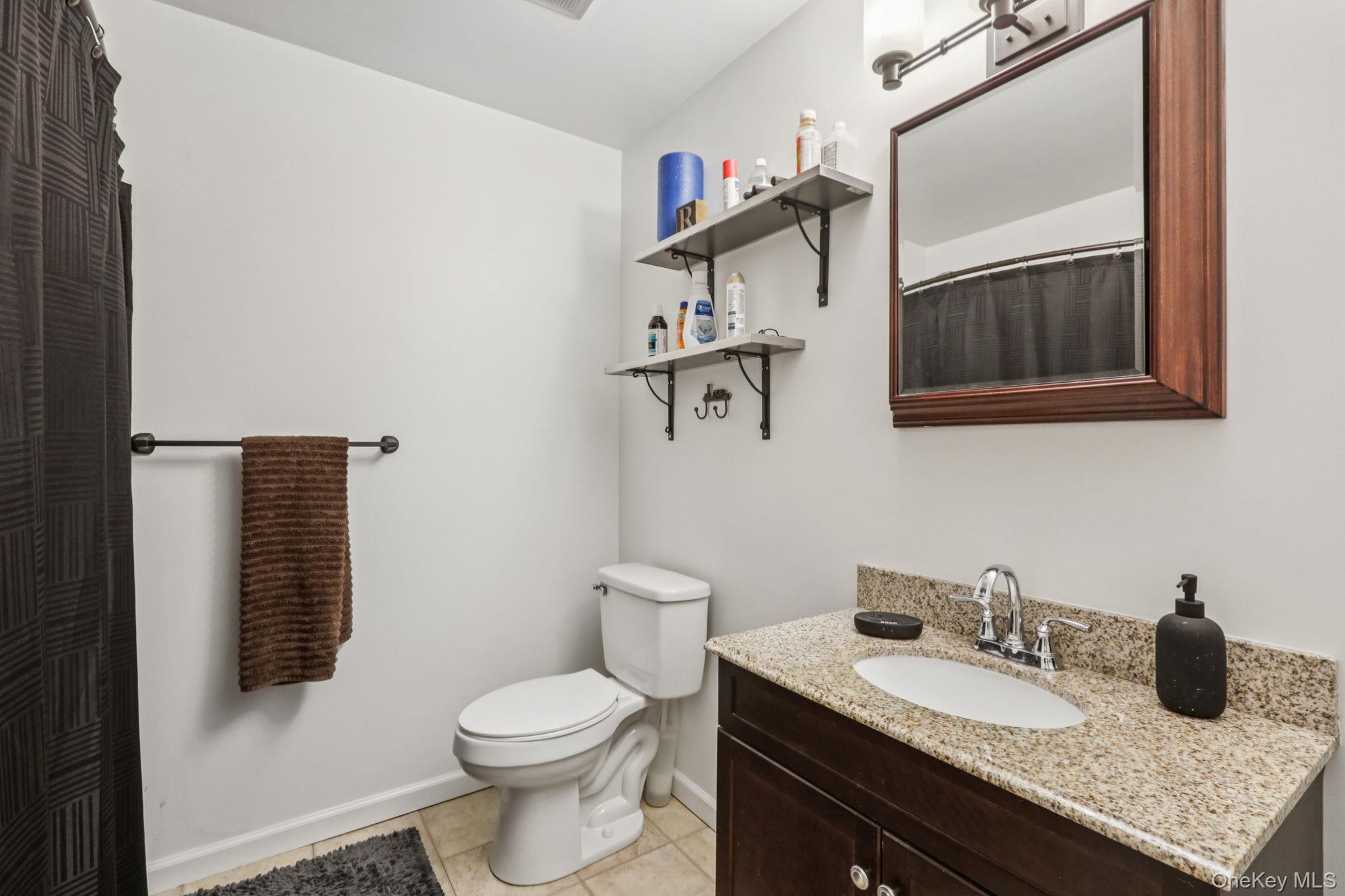 #18 photo, 2006 Baldwin Lane, Newburgh , NY 12550