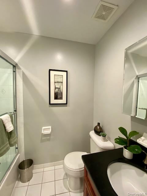 #11 photo, 402 Lake Pointe Drive, サフォーク郡 Middle Island , NY 11953