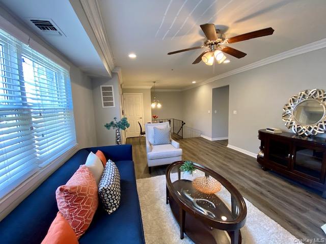 #5 photo, 462 Lake Pointe Drive, サフォーク郡 Middle Island , NY 11953