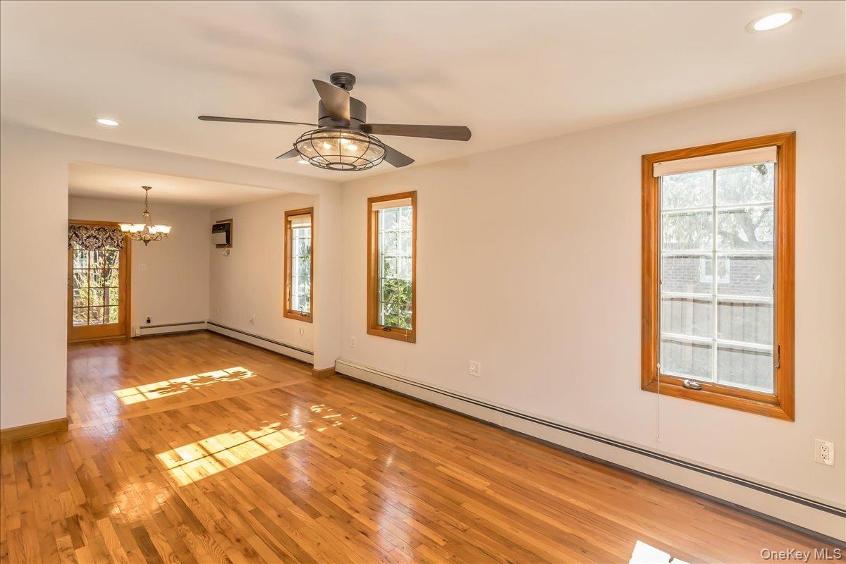 #6 photo, 2186 McClellan Street, East Meadow , NY 11554