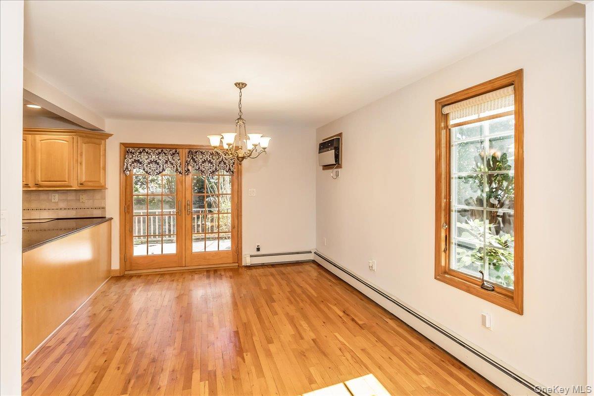 #9 photo, 2186 McClellan Street, East Meadow , NY 11554