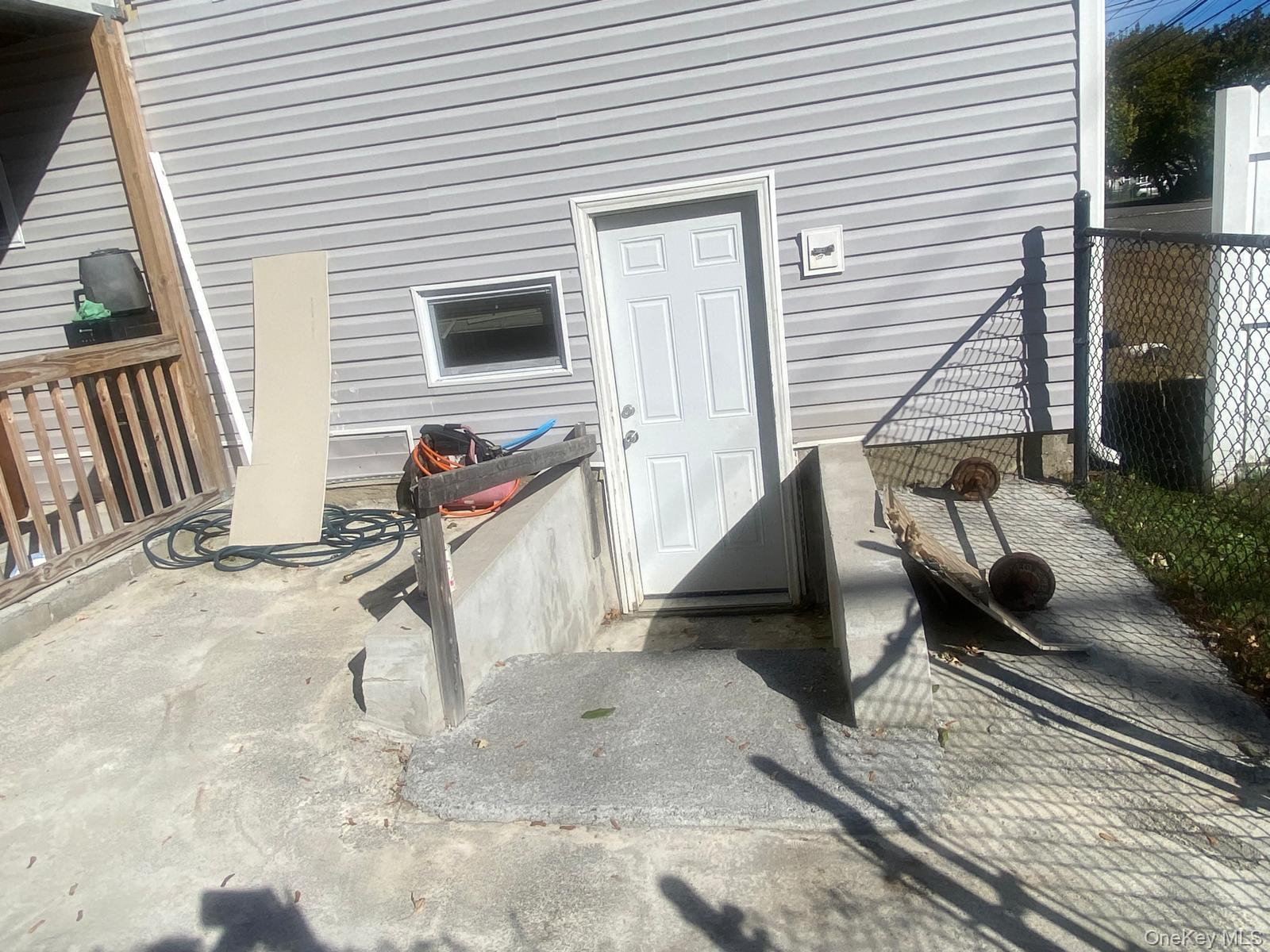 #16 photo, 1452 Peters Boulevard, Bay Shore , NY 11706