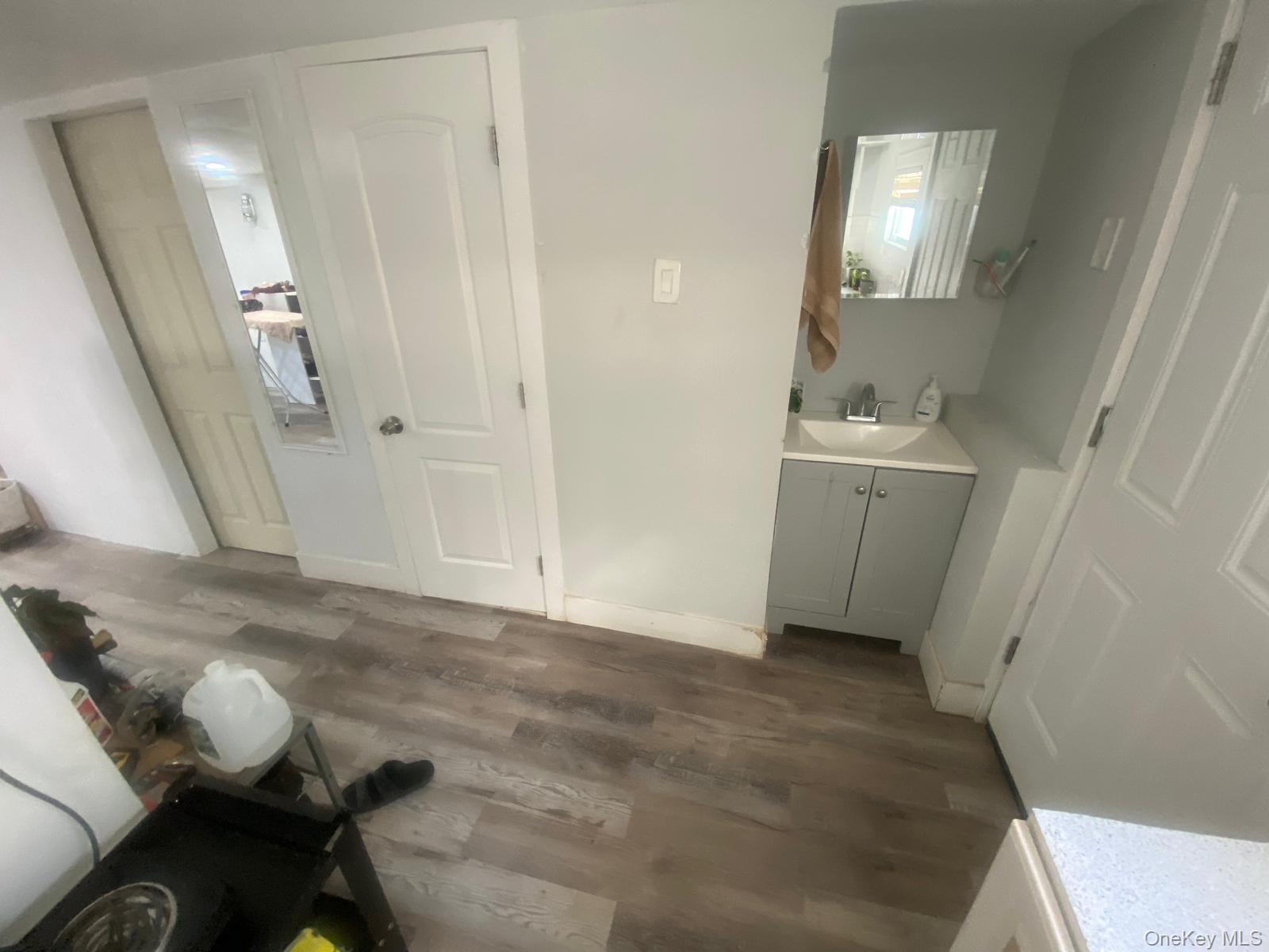 #17 photo, 1452 Peters Boulevard, Bay Shore , NY 11706