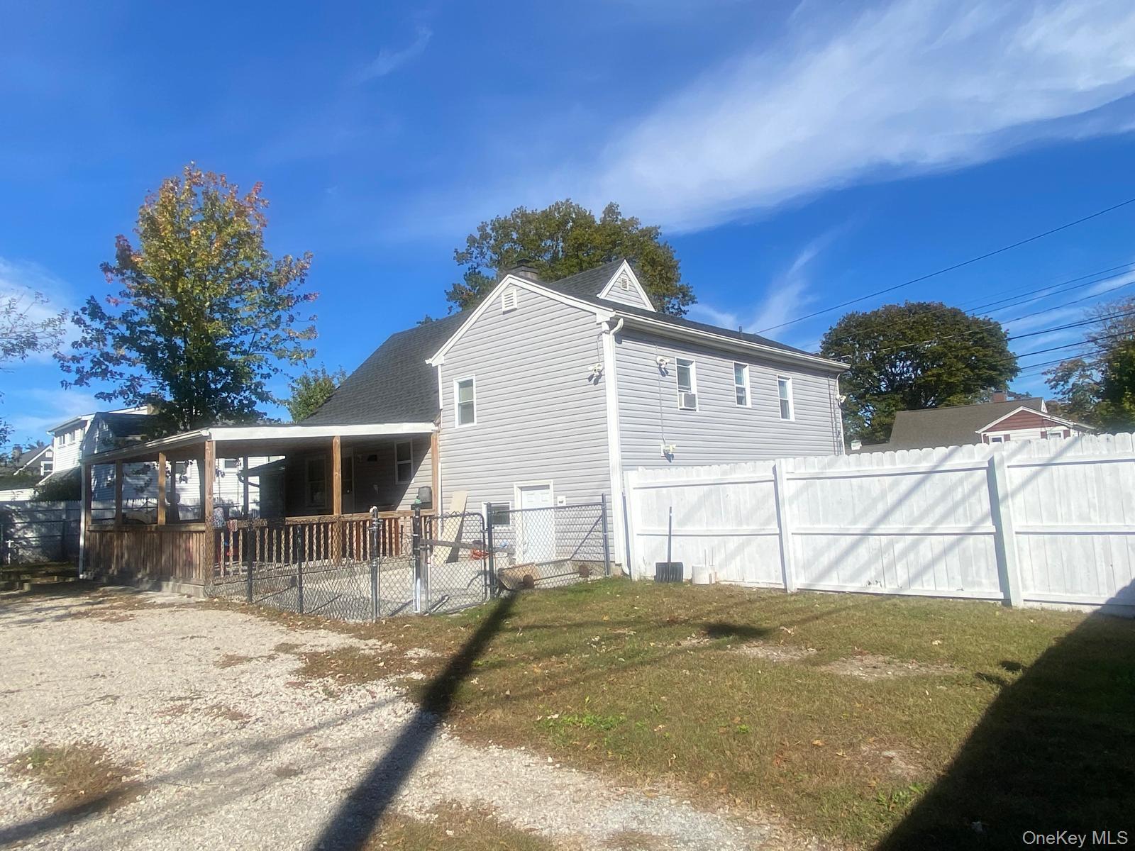 #3 photo, 1452 Peters Boulevard, Bay Shore , NY 11706