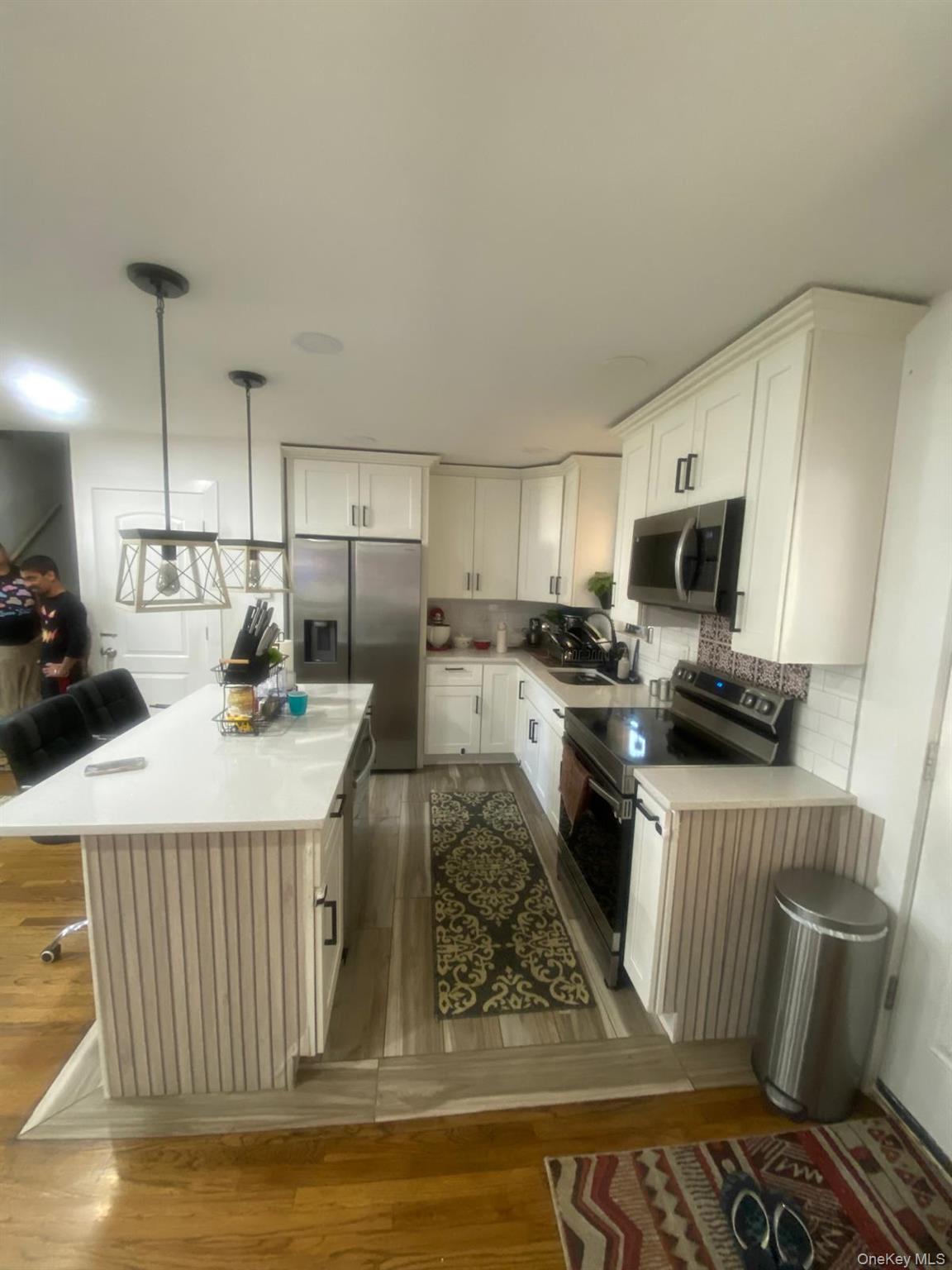 #6 photo, 1452 Peters Boulevard, Bay Shore , NY 11706