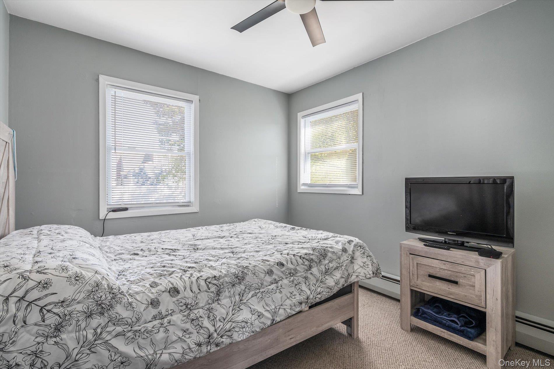 #13 photo, 480 N Greene Avenue, サフォーク郡 Lindenhurst , NY 11757