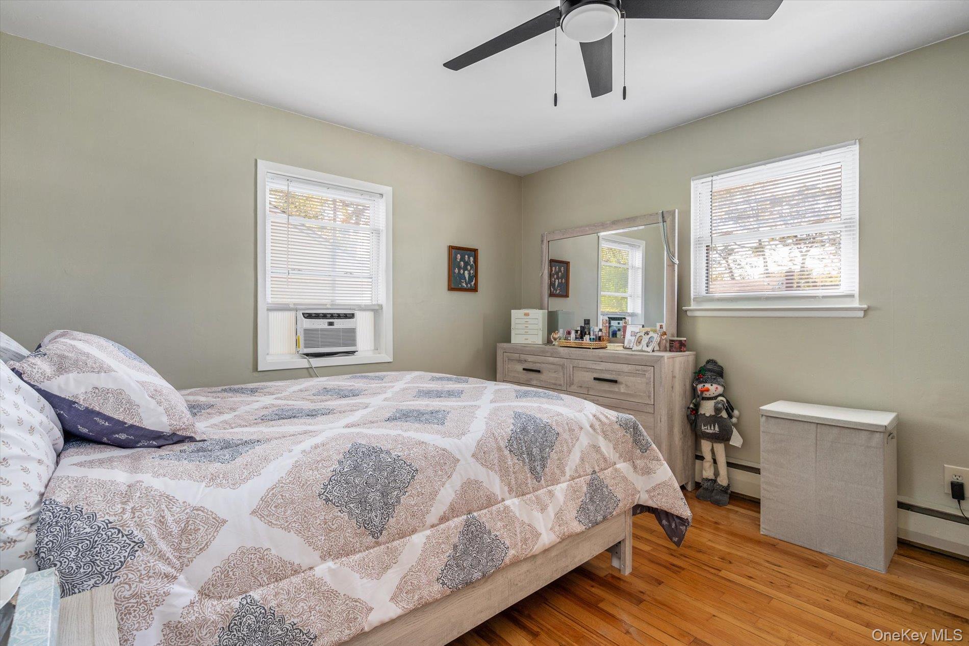 #14 photo, 480 N Greene Avenue, サフォーク郡 Lindenhurst , NY 11757