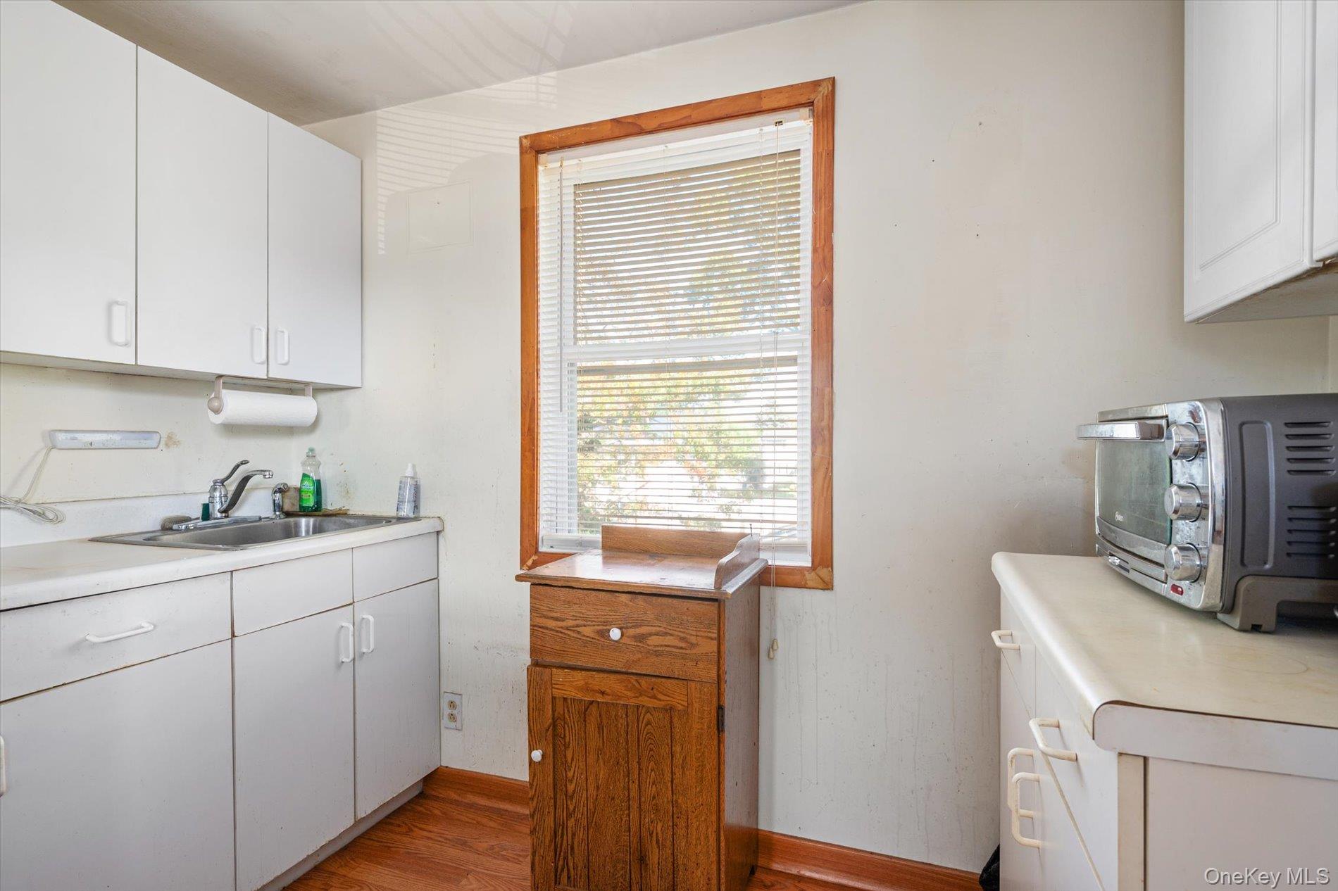 #16 photo, 480 N Greene Avenue, サフォーク郡 Lindenhurst , NY 11757