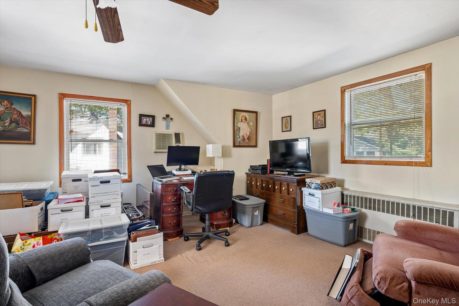 #18 photo, 480 N Greene Avenue, サフォーク郡 Lindenhurst , NY 11757