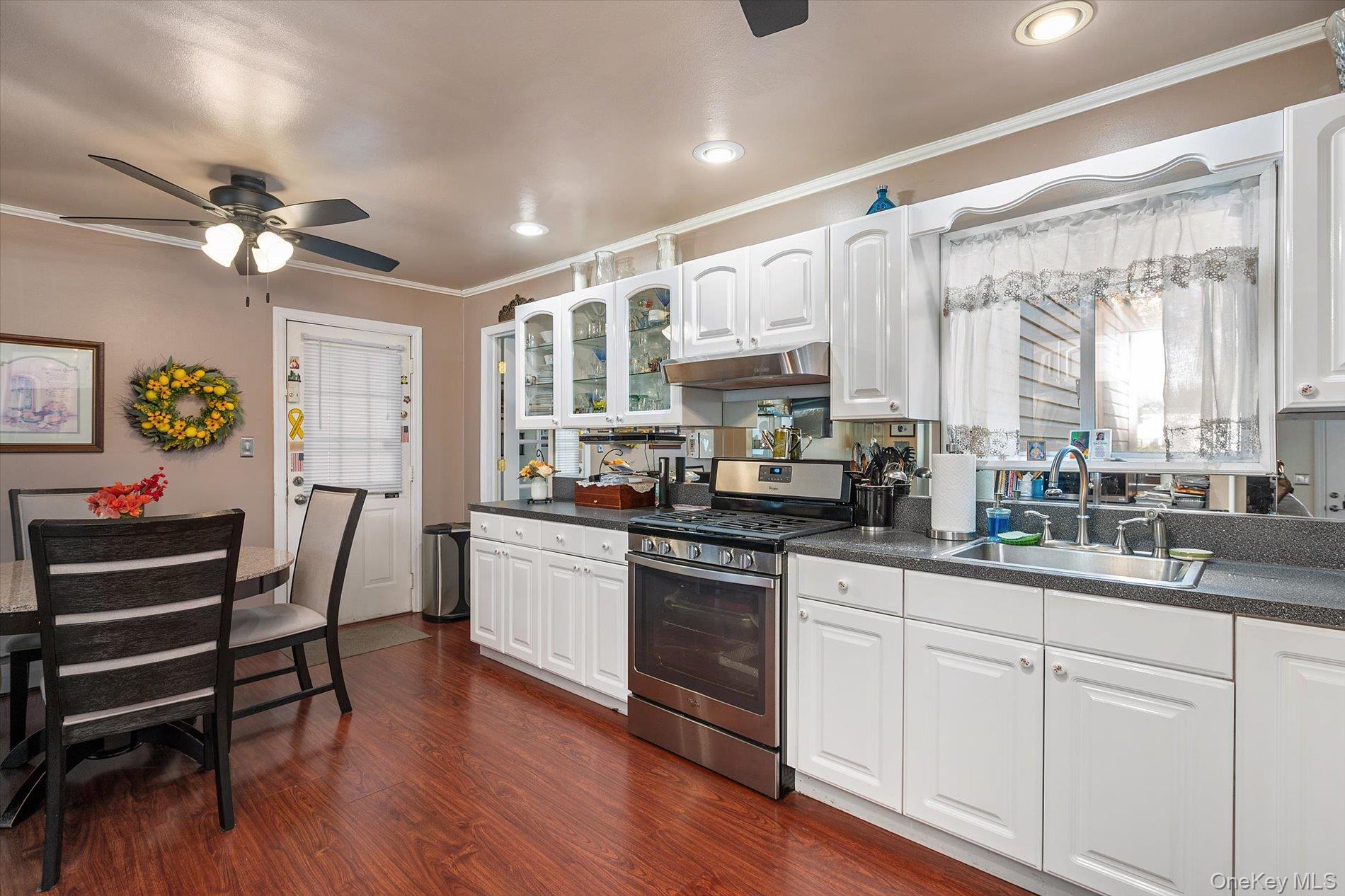 #8 photo, 480 N Greene Avenue, サフォーク郡 Lindenhurst , NY 11757