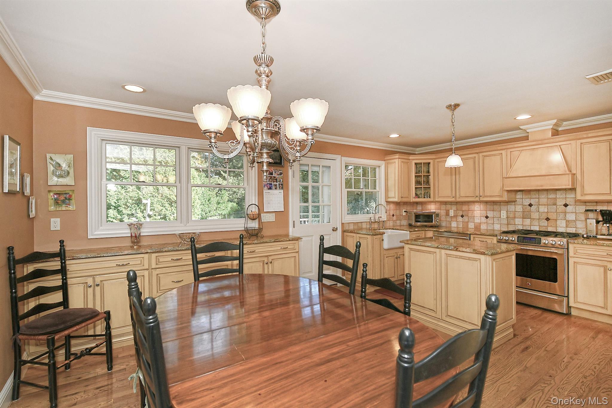 #11 photo, 7 Cardiff Court, サフォーク郡 South Huntington , NY 11746