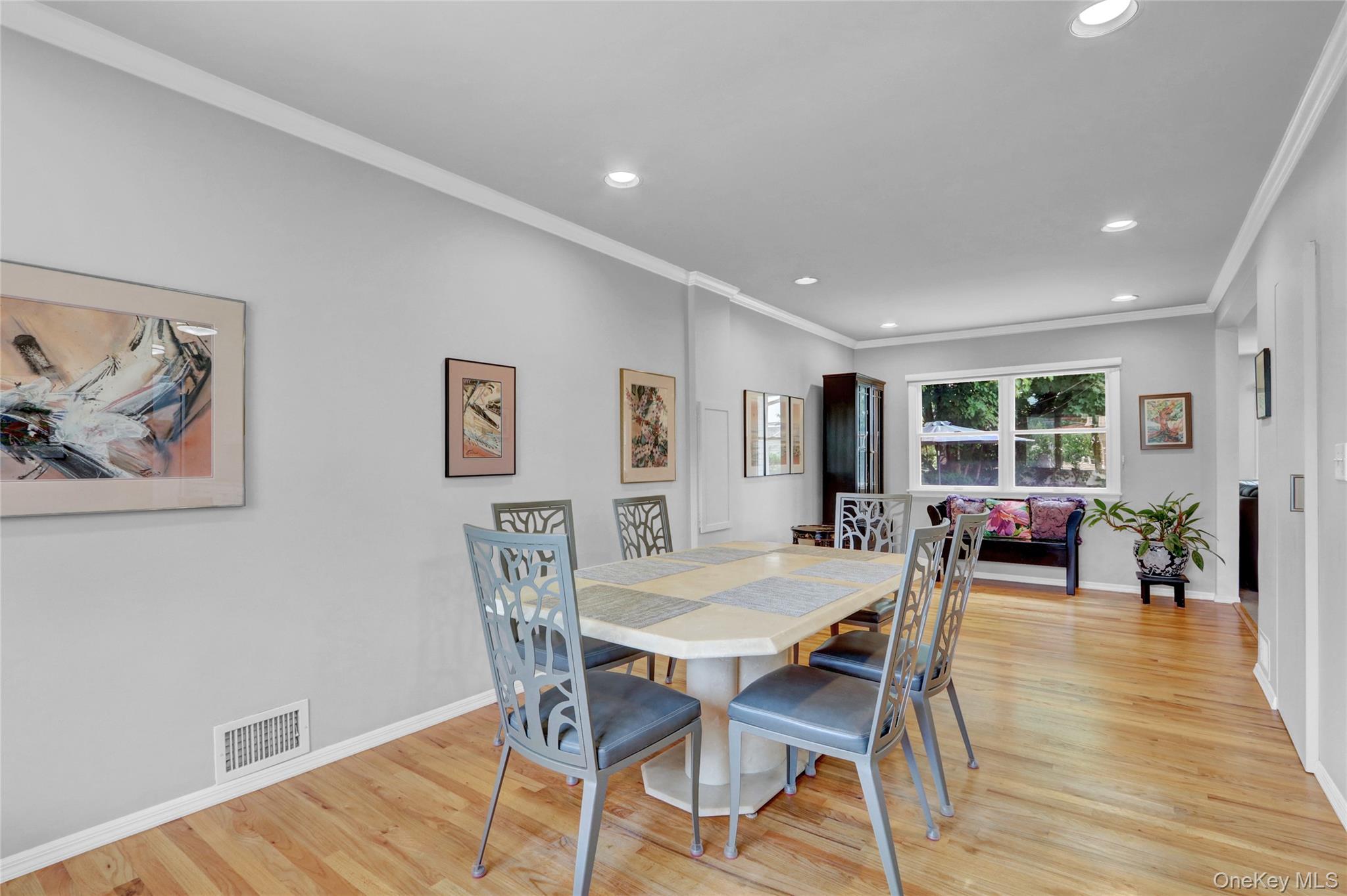 #11 photo, 23 Lillian Lane, ナッソー郡 Plainview , NY 11803