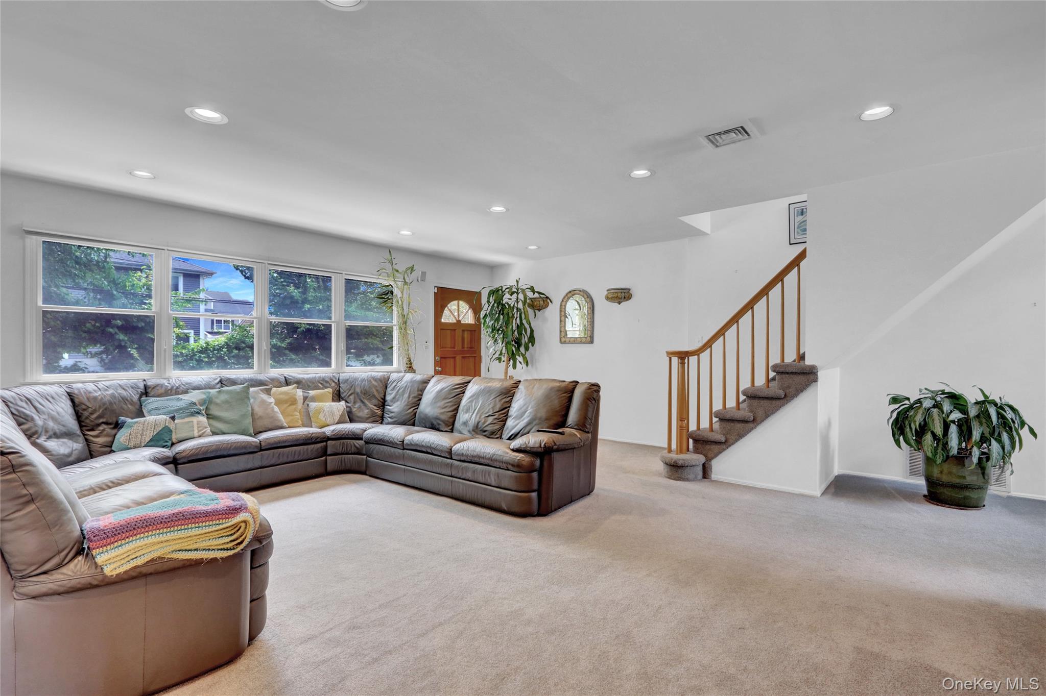 #12 photo, 23 Lillian Lane, ナッソー郡 Plainview , NY 11803