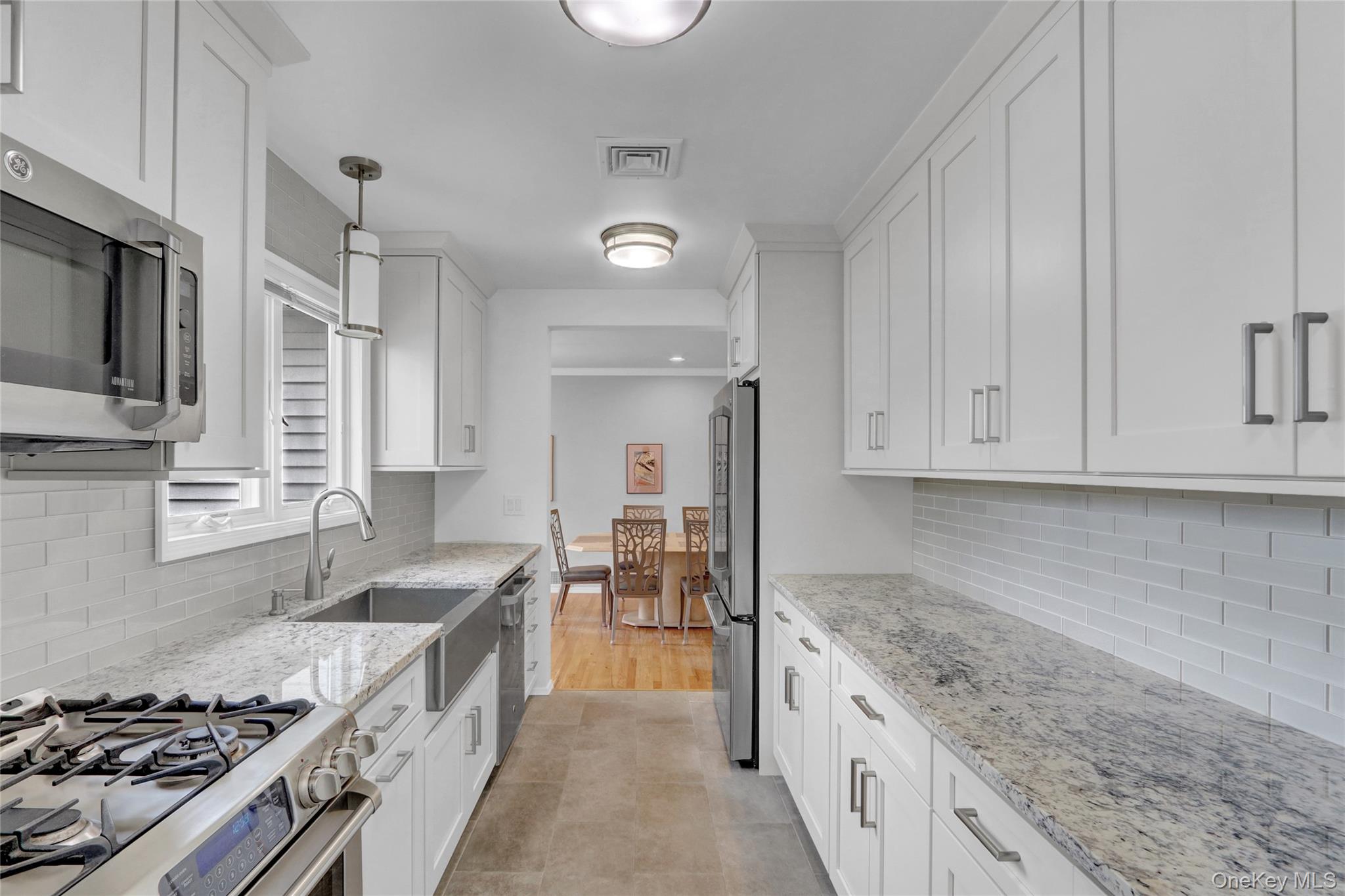 #6 photo, 23 Lillian Lane, ナッソー郡 Plainview , NY 11803