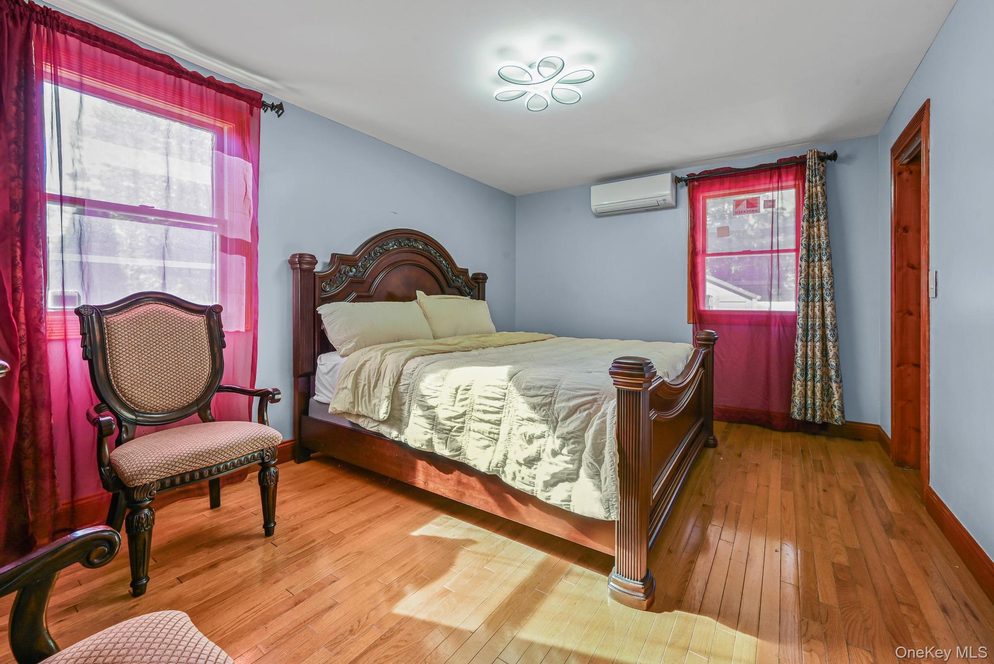 #13 photo, 49 Ashely Drive, Valley Stream , NY 11580