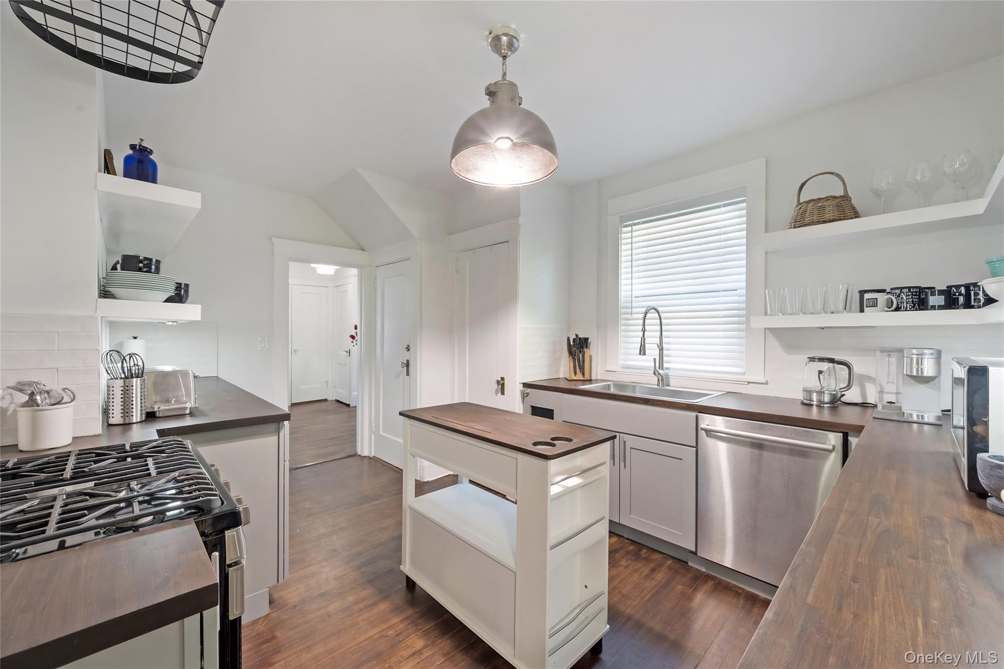 #7 photo, 60 Aberfoyle Road, New Rochelle , NY 10804