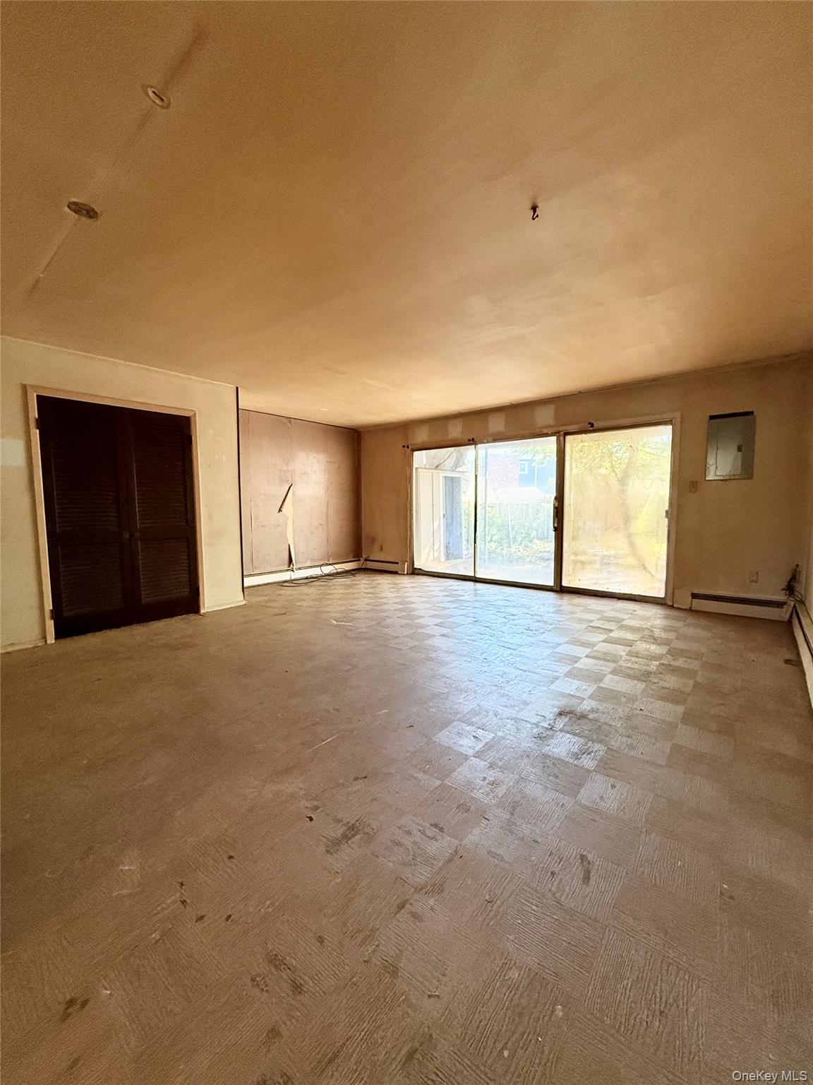 #8 photo, 160 Halgren Crescent, Haverstraw , NY 10927