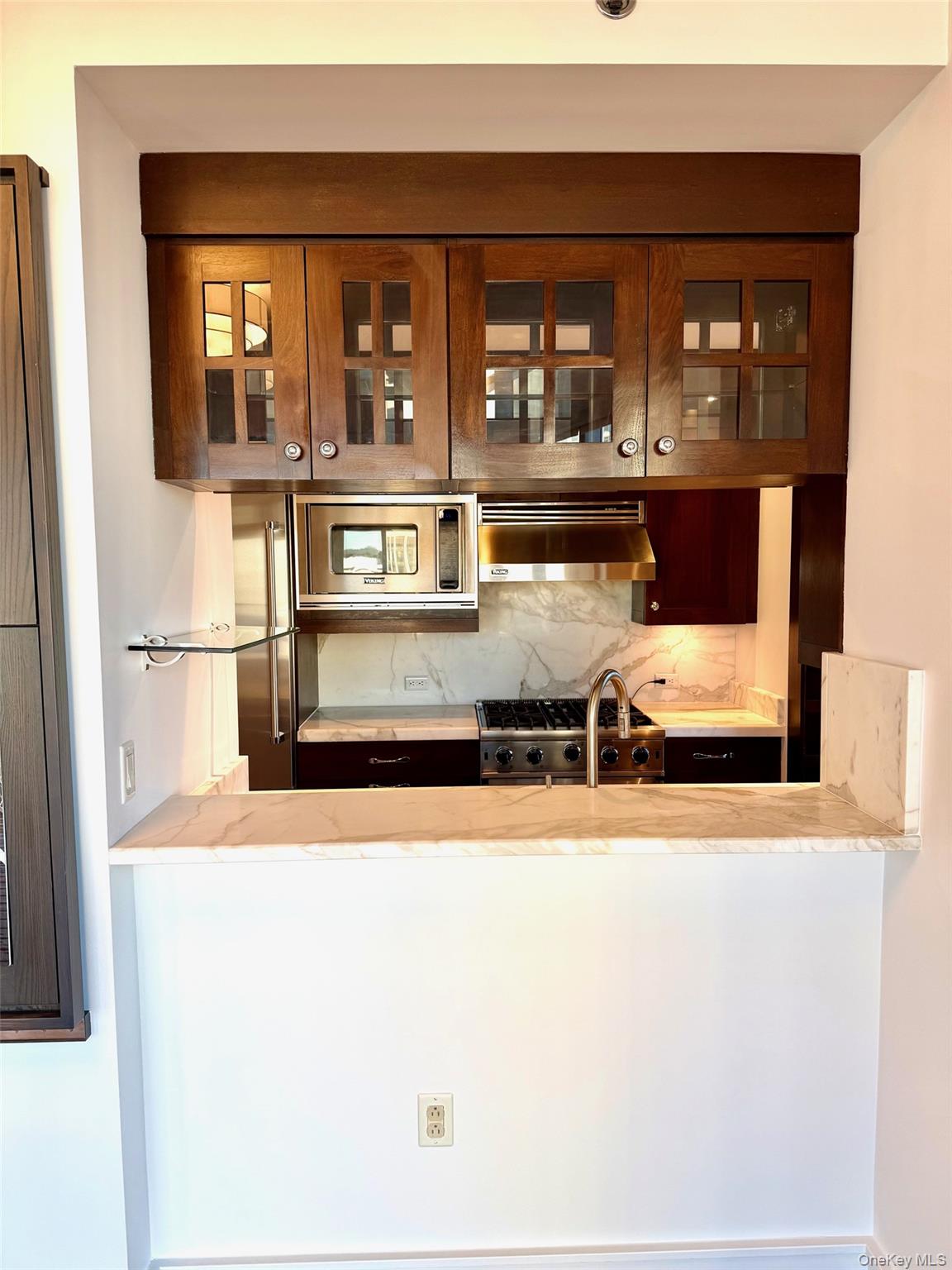 #11 photo, 1 Renaissance Square, White Plains , NY 10601