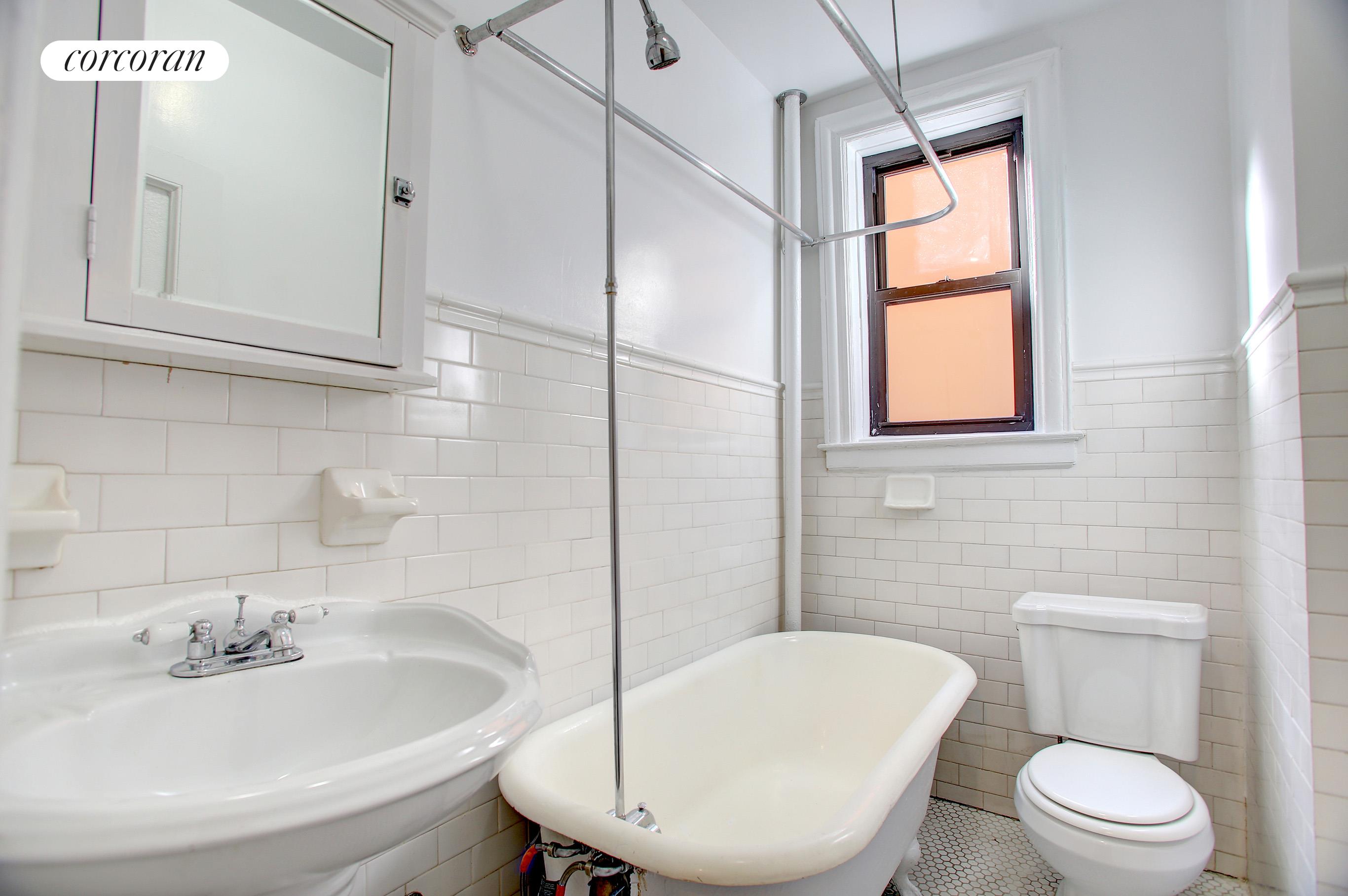 #5 photo, New York City, マンハッタン Washington Heights , NY 10032