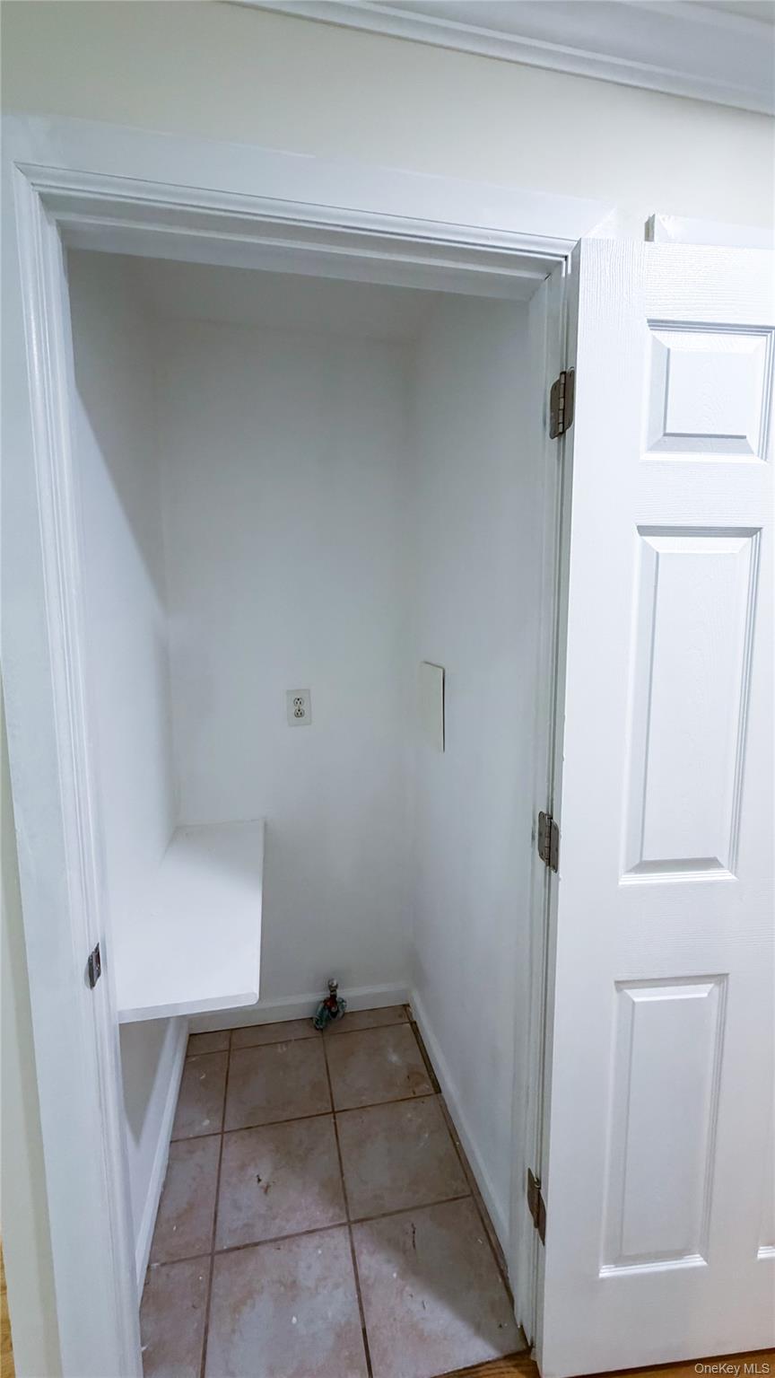 #17 photo, 57 Princess Street, ナッソー郡 Hicksville , NY 11801