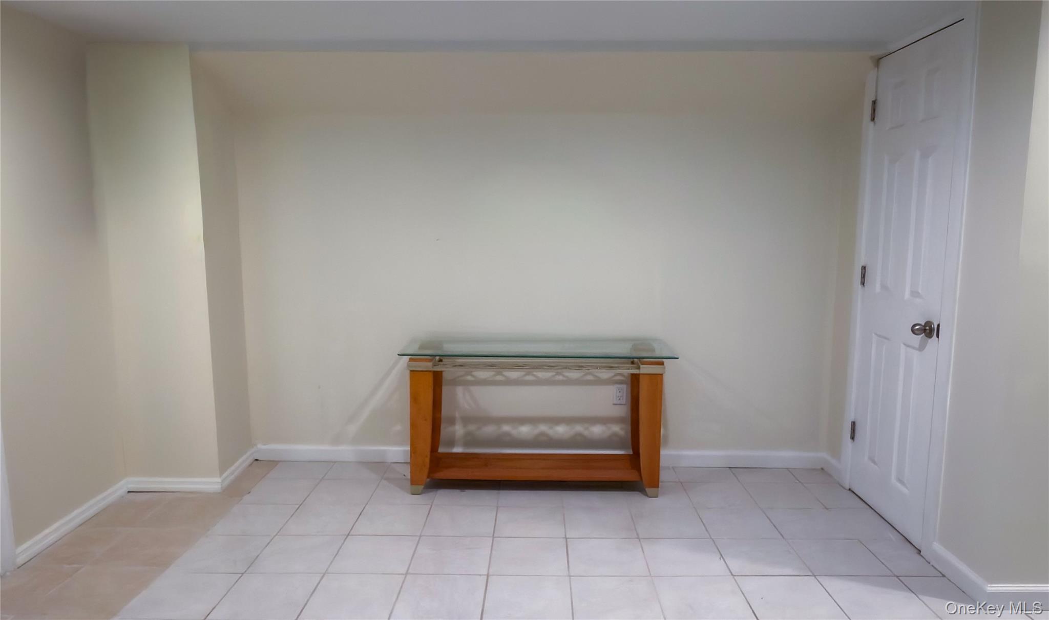 #19 photo, 57 Princess Street, ナッソー郡 Hicksville , NY 11801