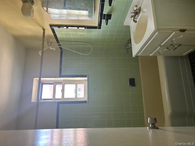 #5 photo, 8385 116th Street, কুইন্‌স Richmond Hill , NY 11418