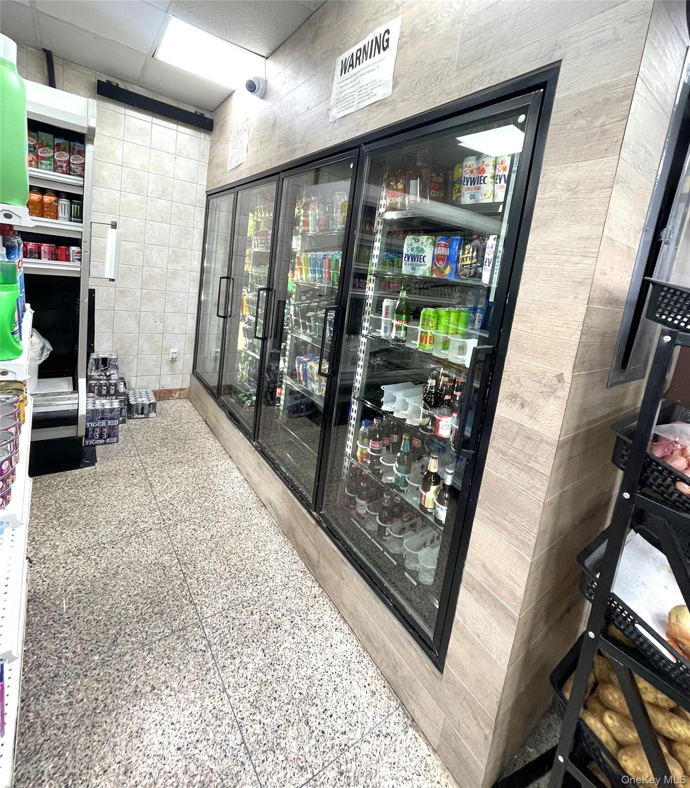 #6 photo, 57-57 61st Street, クイーンズ区 Maspeth , NY 11378