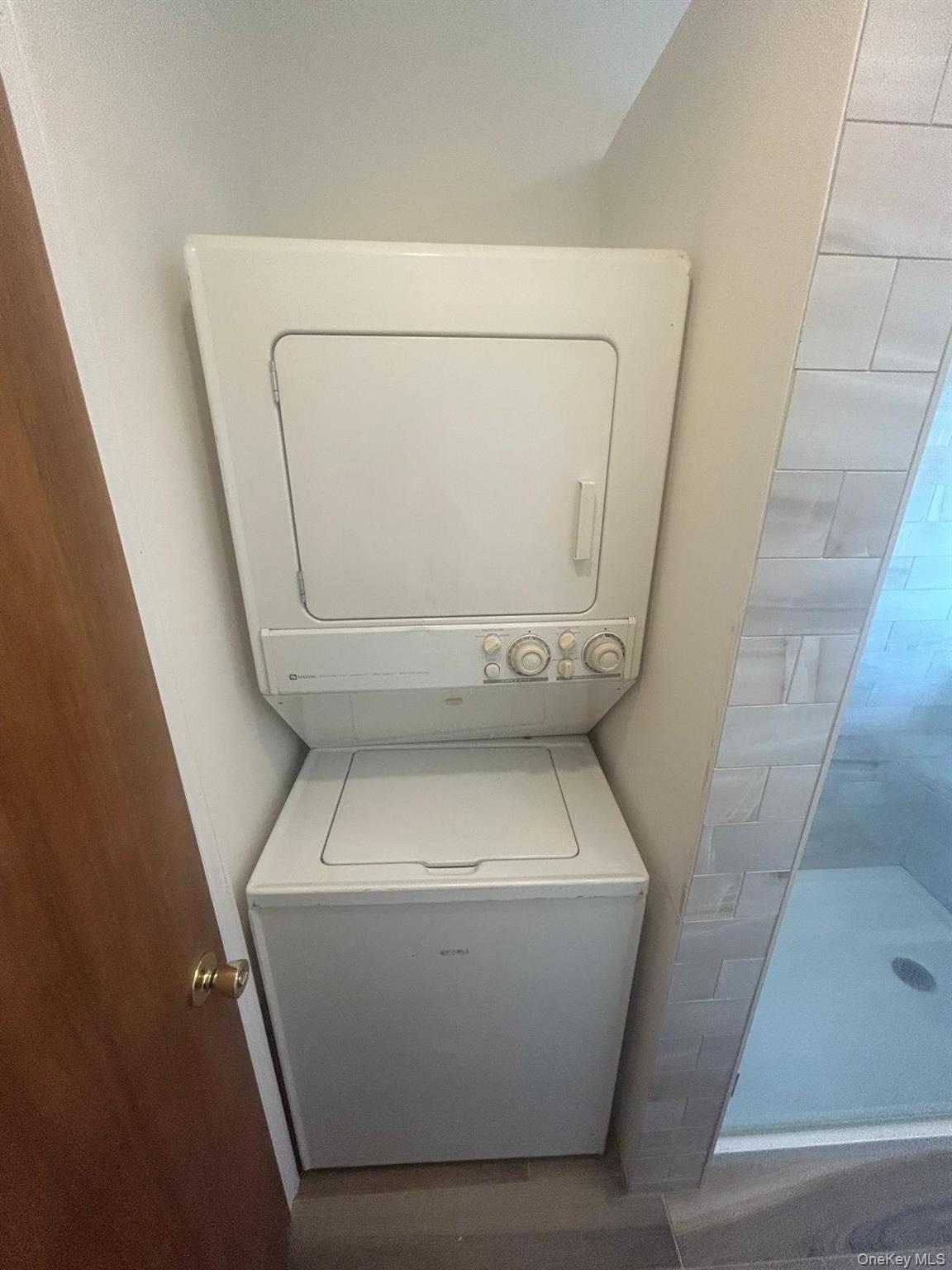 #12 photo, 42 Park Avenue, Suffern , NY 10901