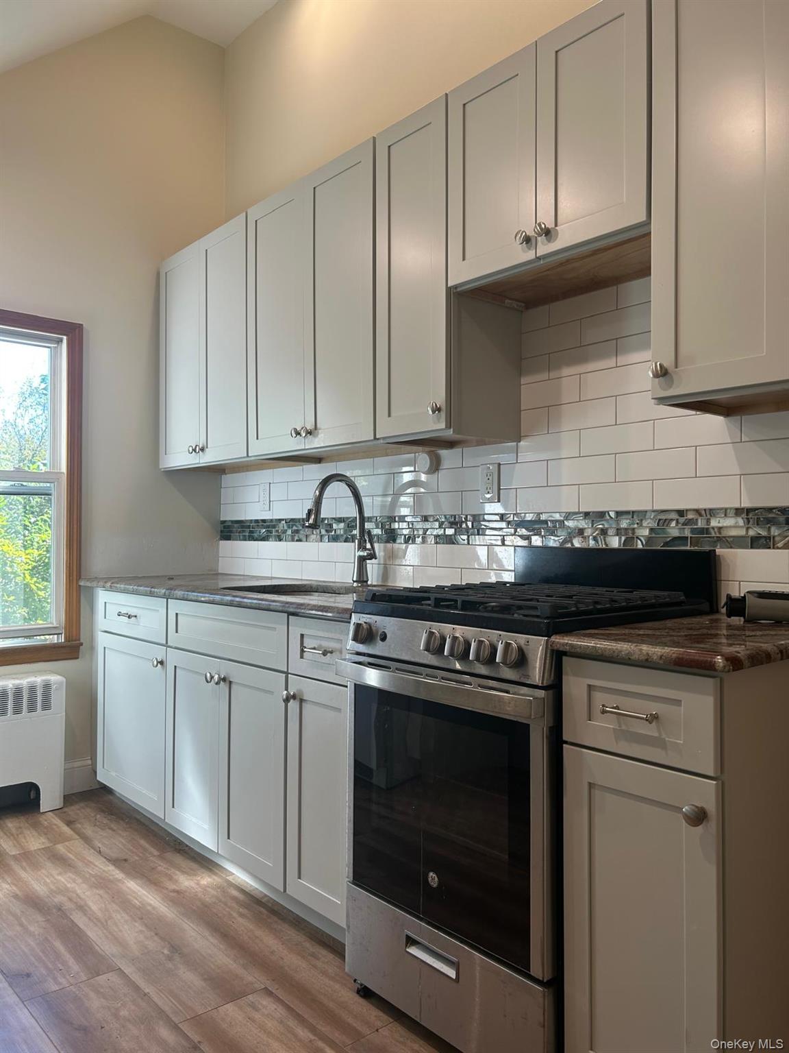 #5 photo, 42 Park Avenue, Suffern , NY 10901