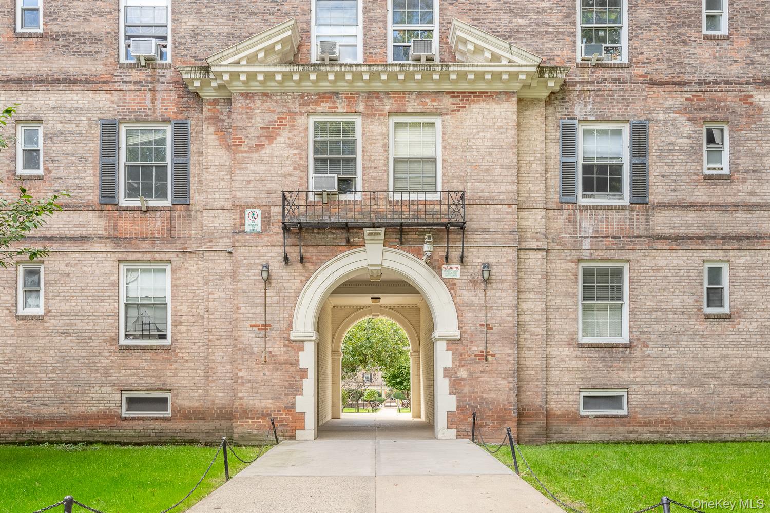 #12 photo, 30-31 Hobart Street, クイーンズ区 Woodside , NY 11377