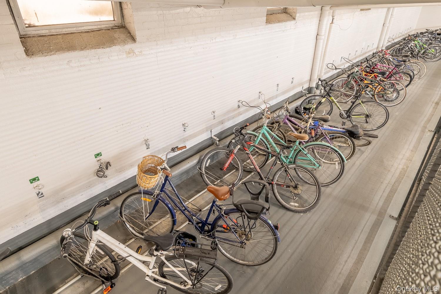 #19 photo, 30-31 Hobart Street, クイーンズ区 Woodside , NY 11377