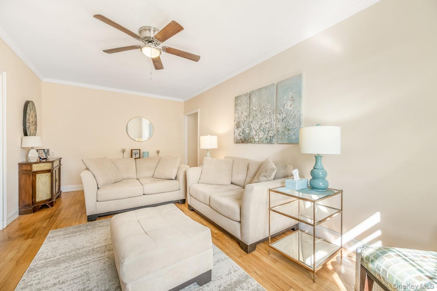 #2 photo, 30-31 Hobart Street, クイーンズ区 Woodside , NY 11377