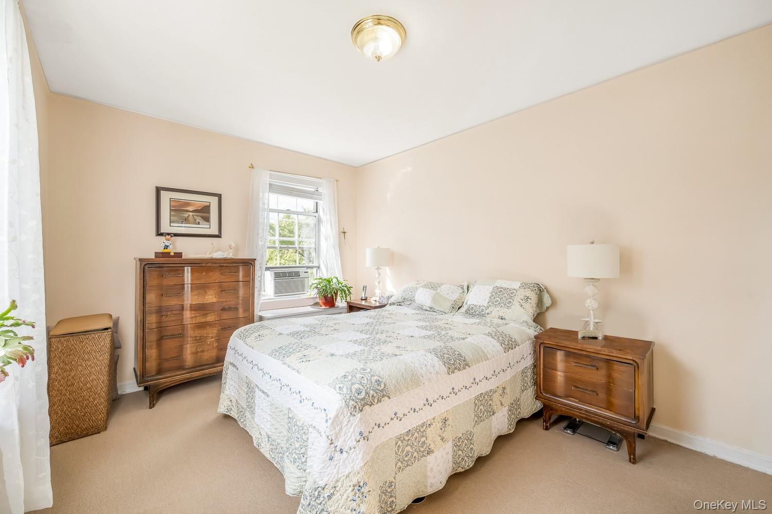 #7 photo, 30-31 Hobart Street, クイーンズ区 Woodside , NY 11377