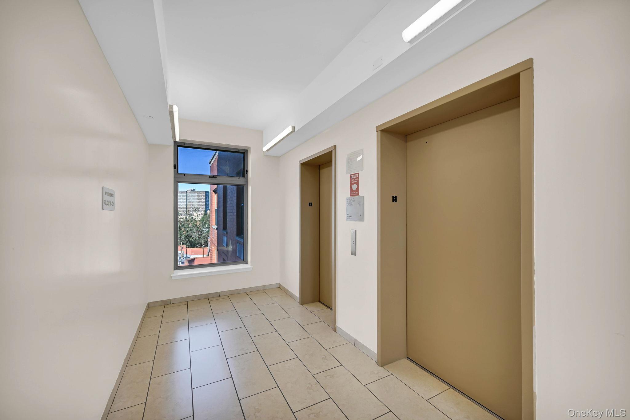 #12 photo, 837 Washington Avenue, ブロンクス区 Bronx , NY 10451